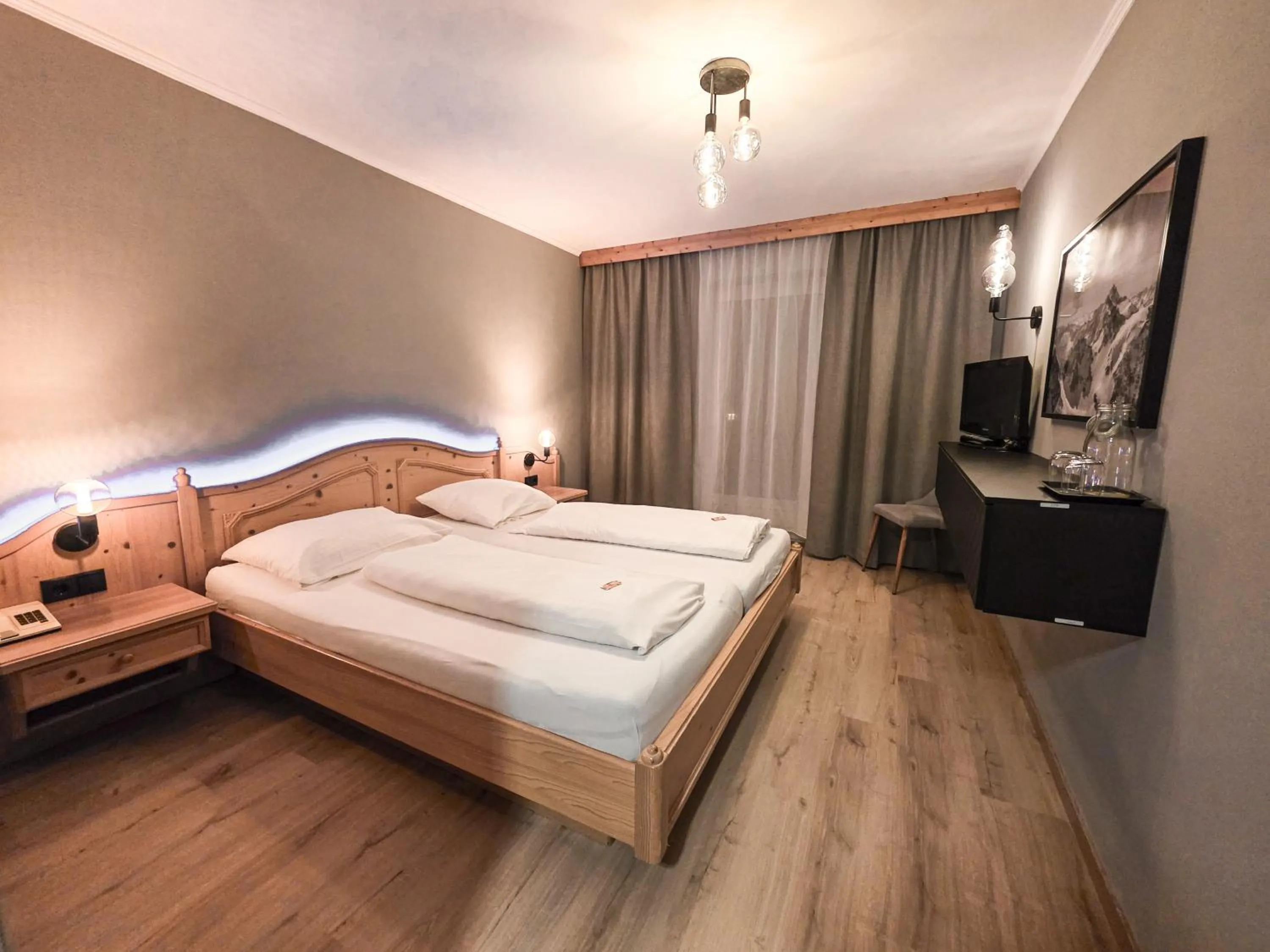 Bedroom, Bed in Hotel Lärchenhof