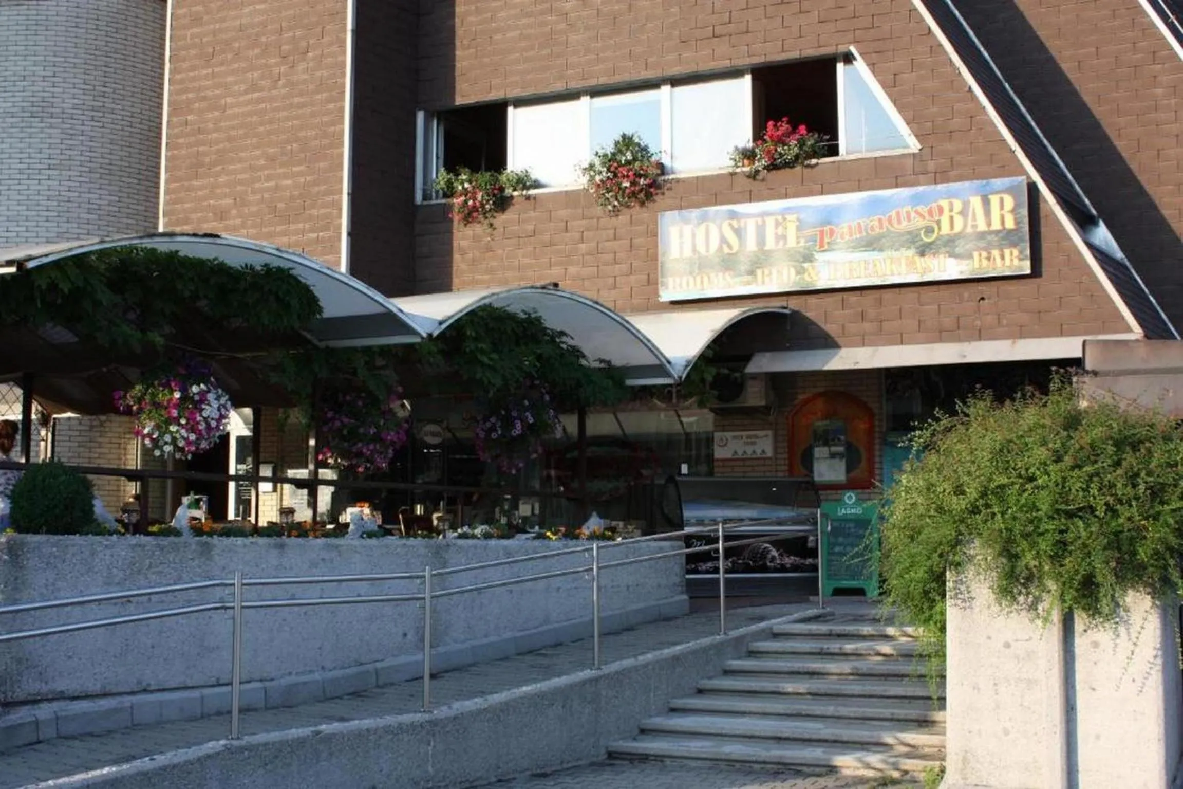 Facade/entrance in Hostel Paradiso