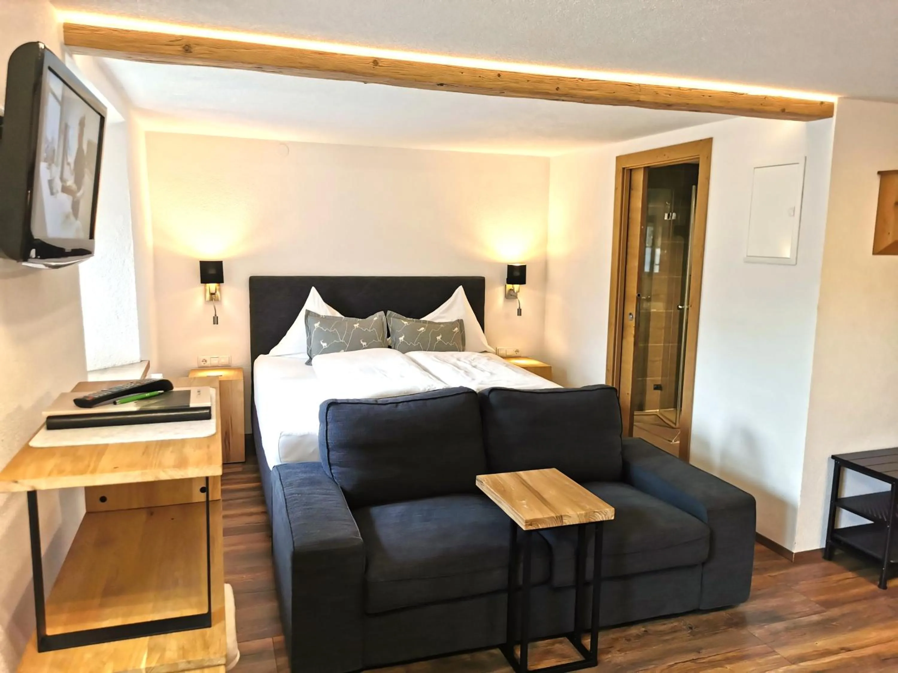 Bed in Tirolerhof - Appartementhaus