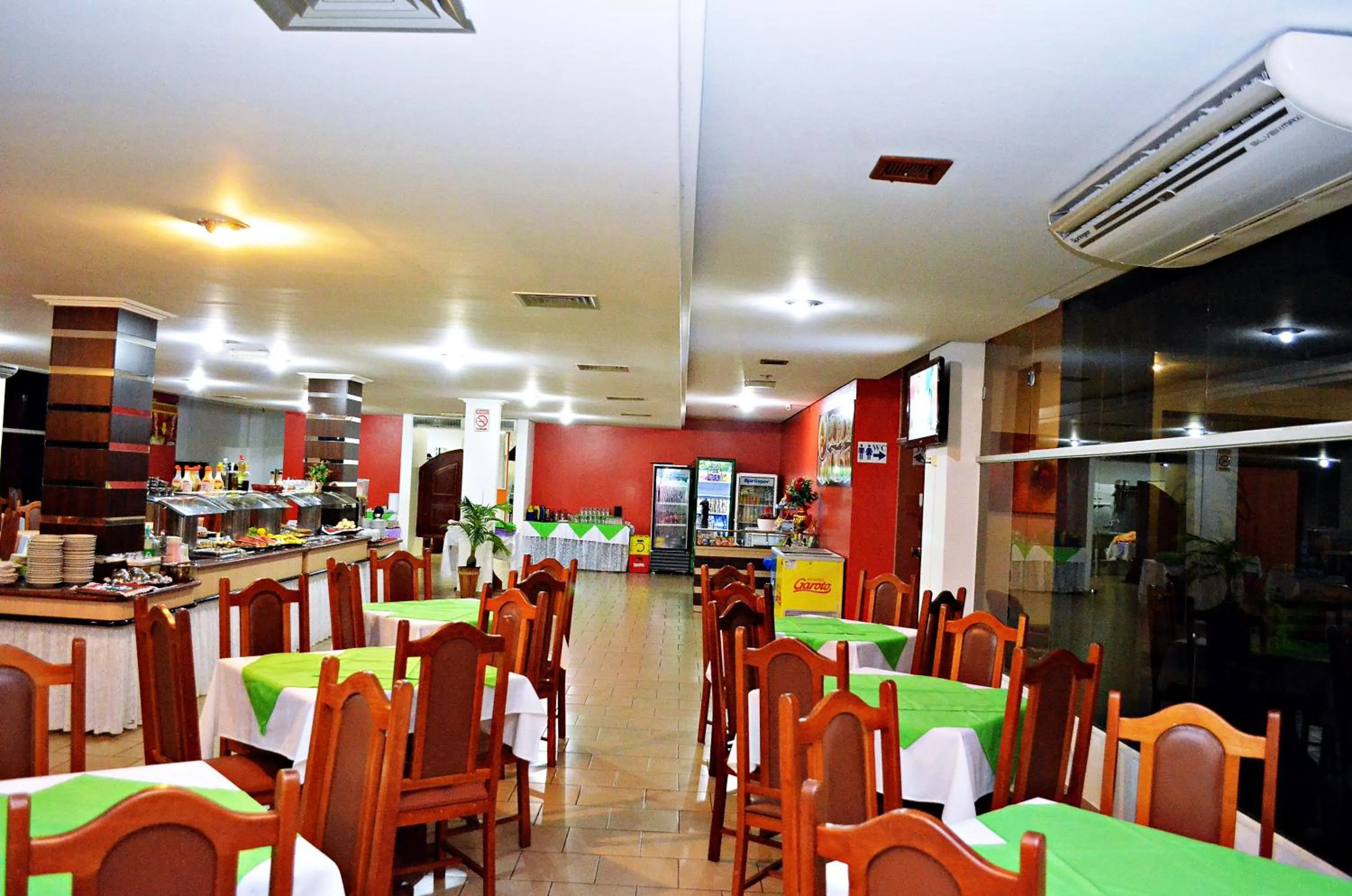 Restaurant/places to eat in Praia Sol Hotel