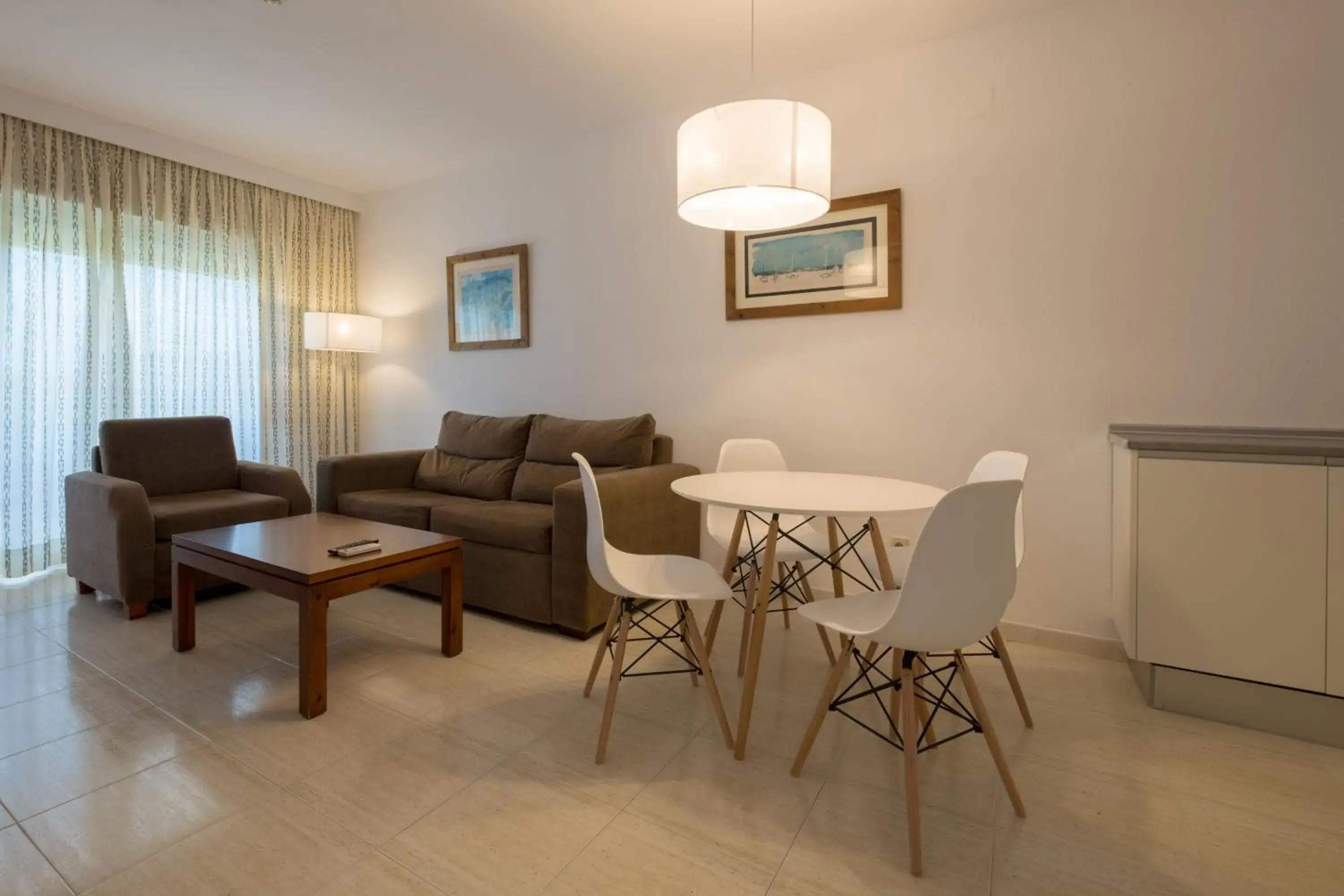 Living room in Aparthotel las Dunas Living room in Aparthotel las Dunas