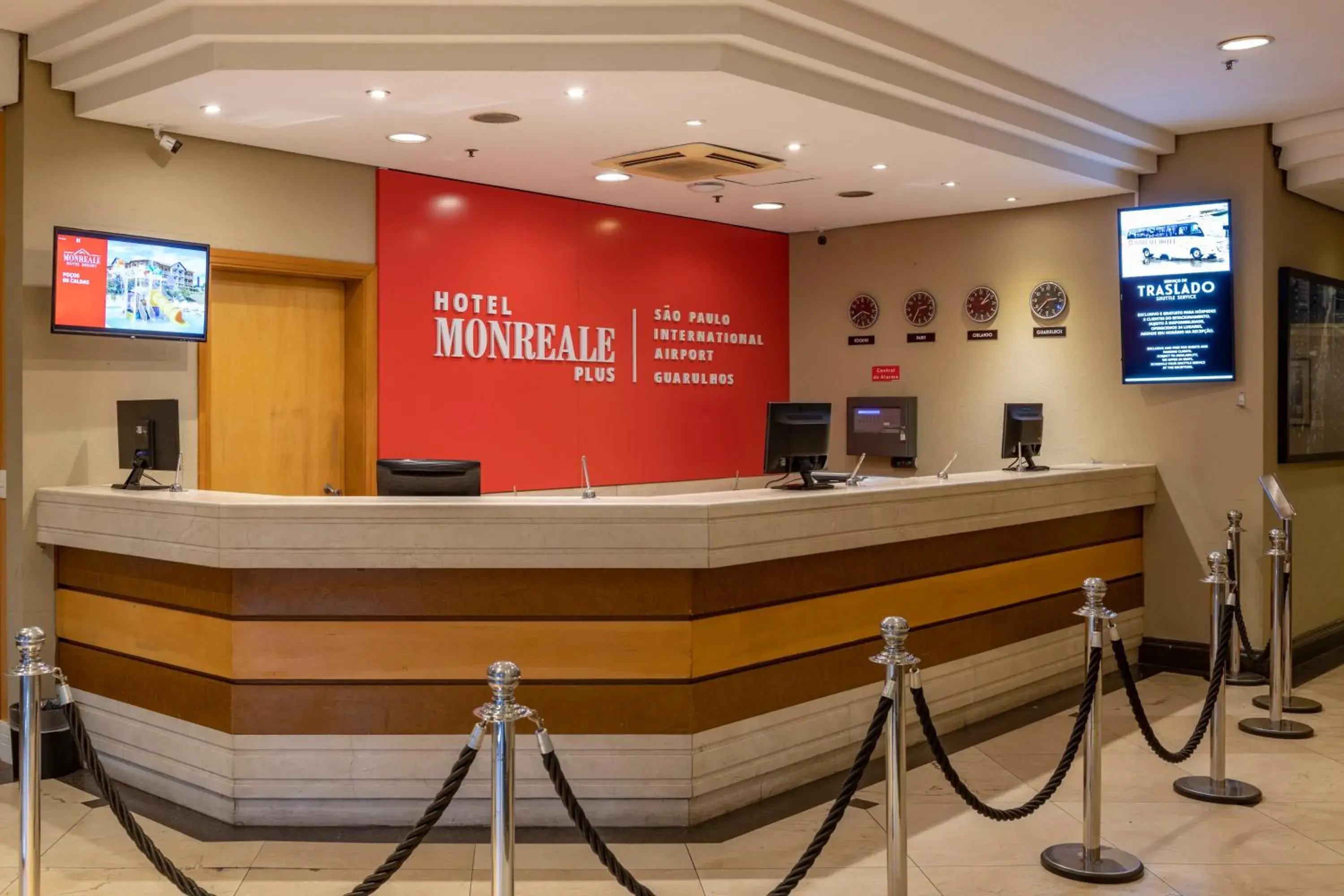 Lobby or reception in Monreale Plus Guarulhos International Airport Lobby or reception in Monreale Plus Guarulhos International Airport