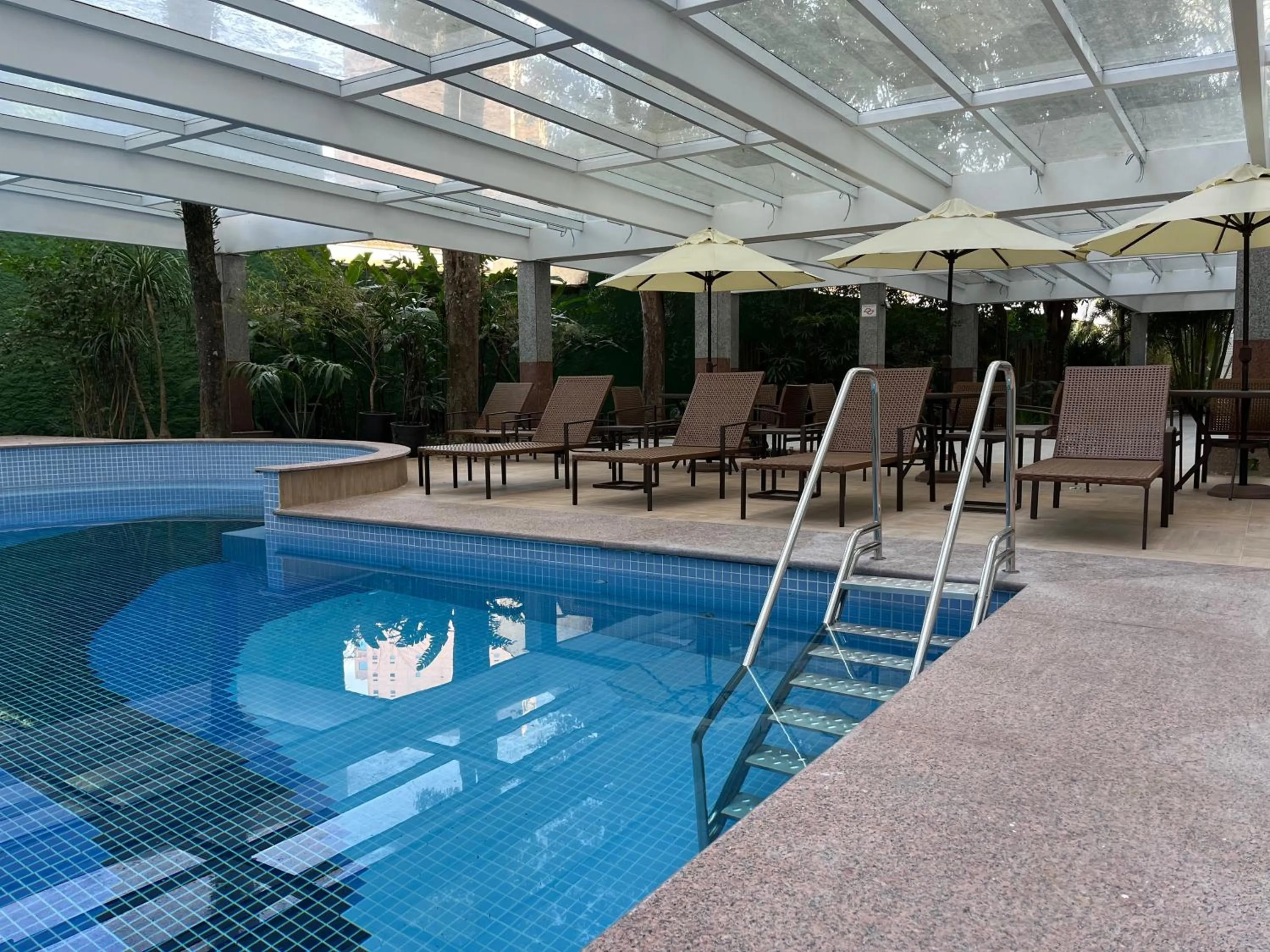 Swimming pool in Blue Tree Premium Verbo Divino - Nações Unidas