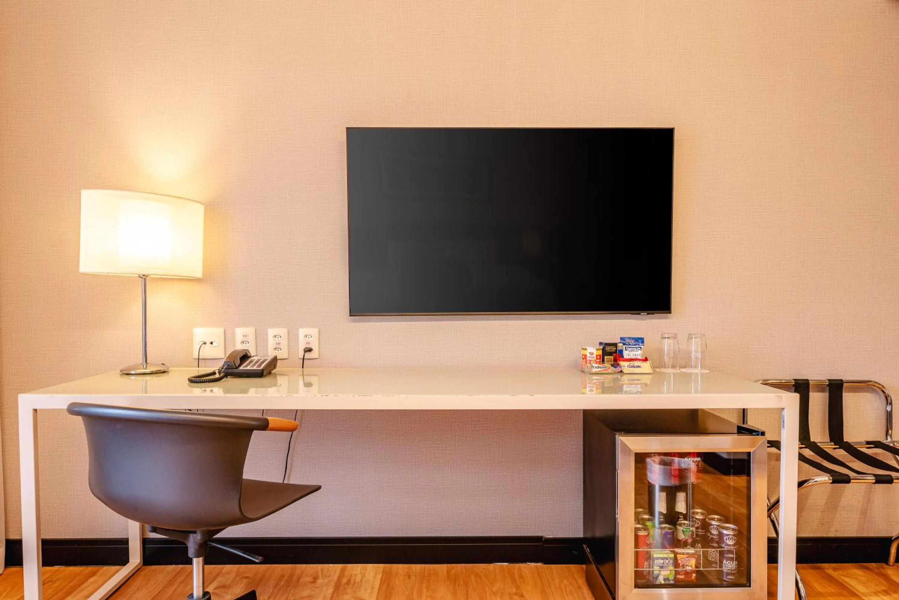 TV and multimedia in Blue Tree Premium Verbo Divino - Nações Unidas