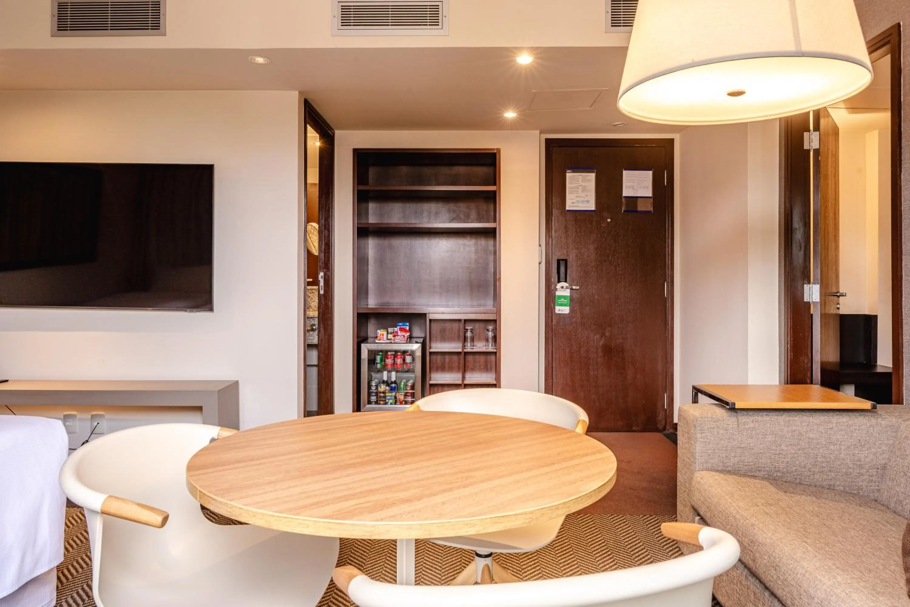 TV and multimedia in Blue Tree Premium Verbo Divino - Nações Unidas