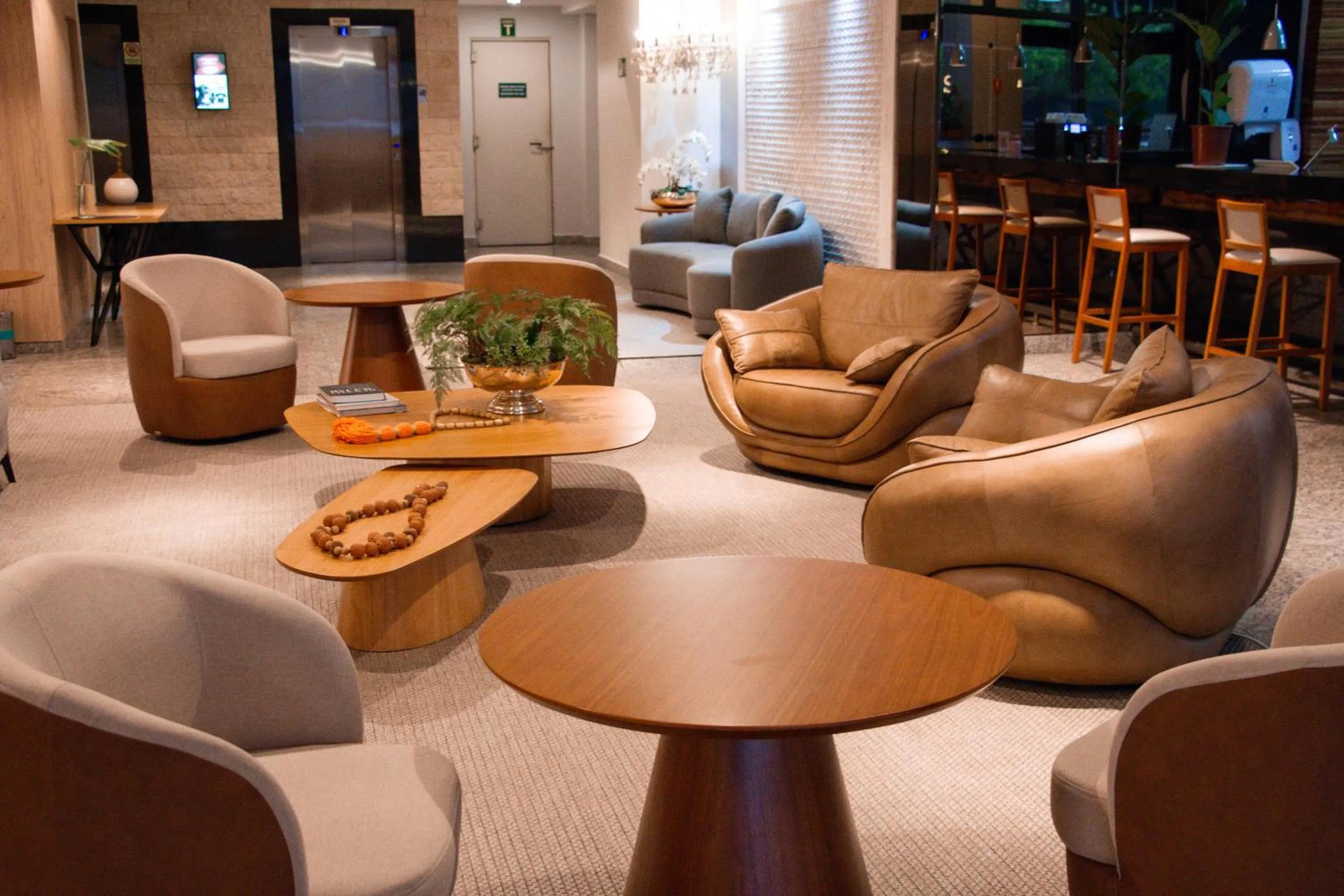 Seating area in SJ Premium Hotels By Atlantica