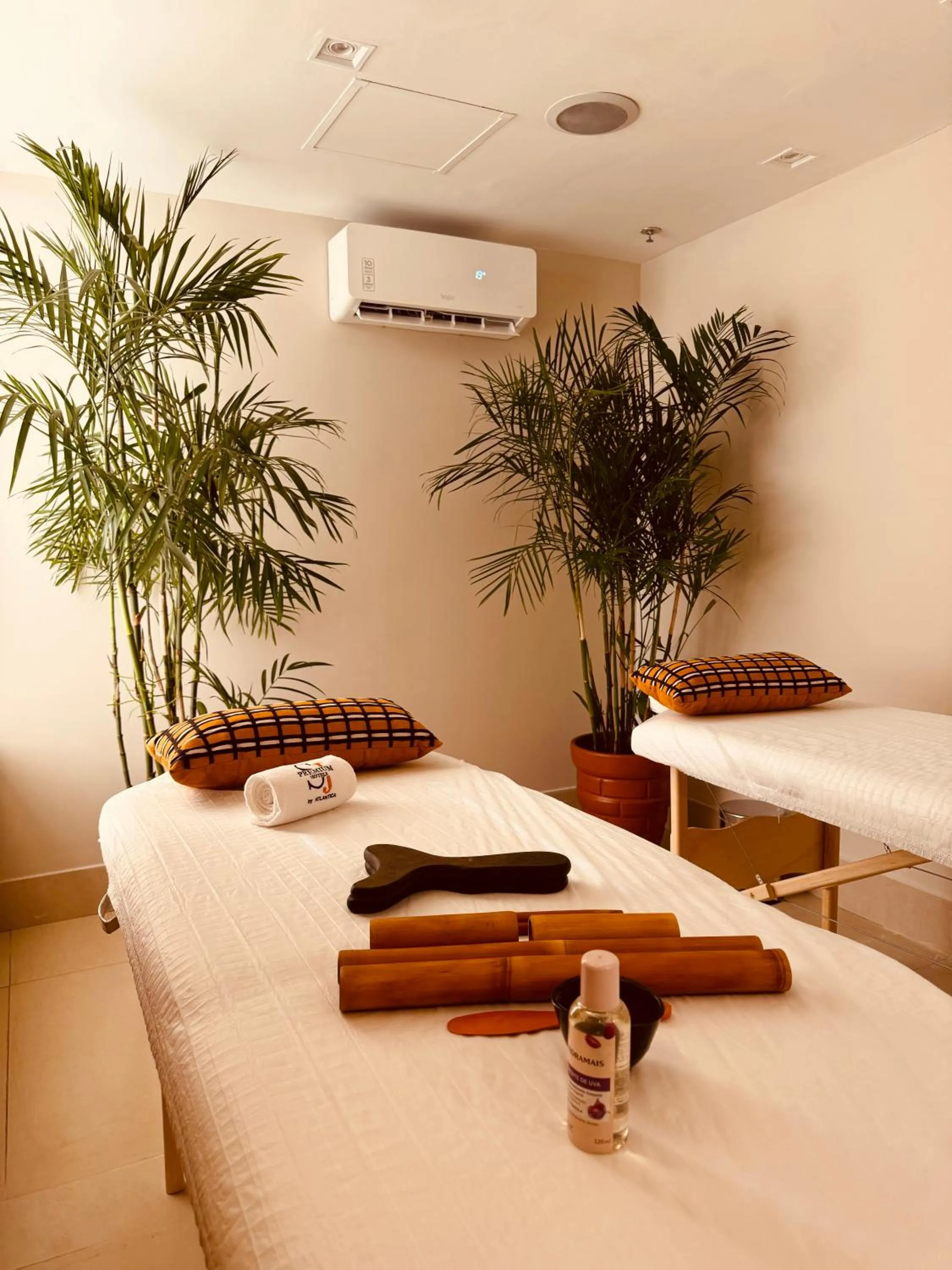 Sauna, Bed in SJ Premium Hotels By Atlantica