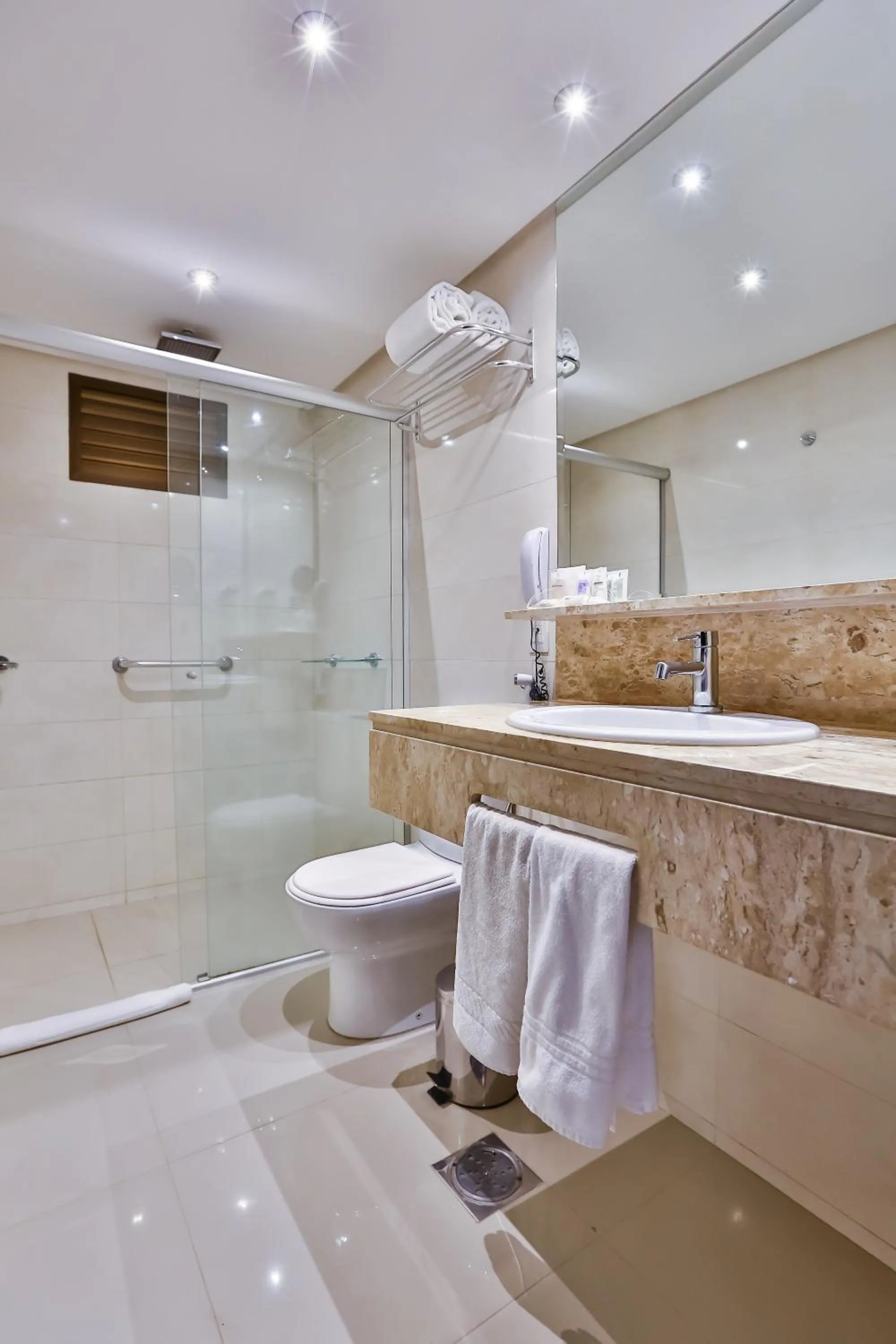 Bathroom in SJ Premium Hotels By Atlantica