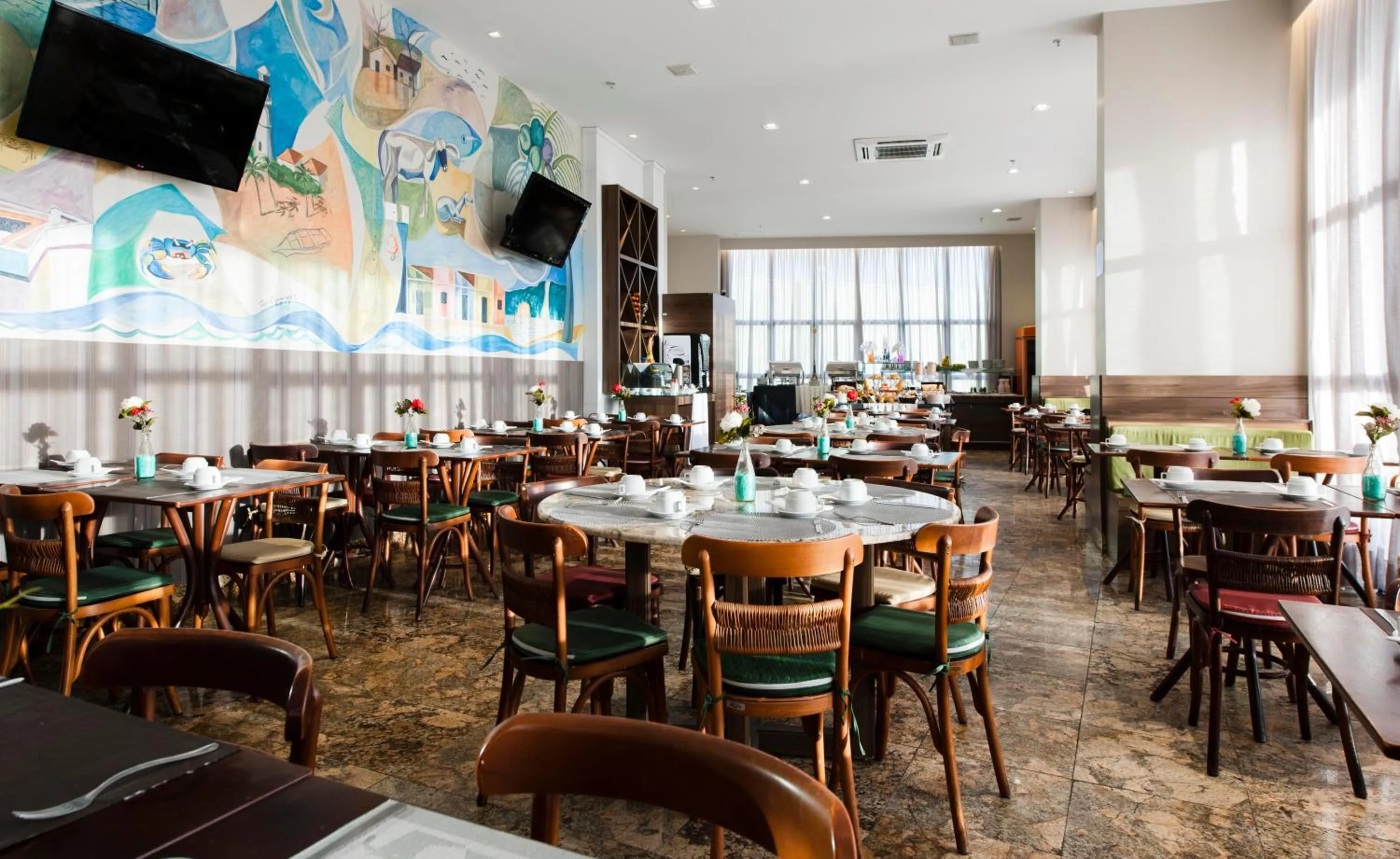 Restaurant/places to eat in Quality Suites Natal