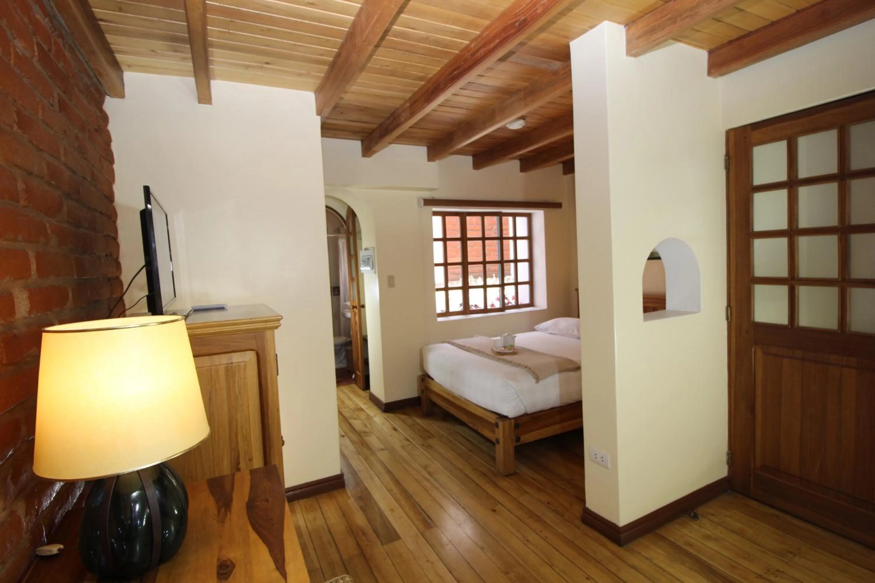 Photo of the whole room, Bed in Hotel Boutique Vieja Cuba