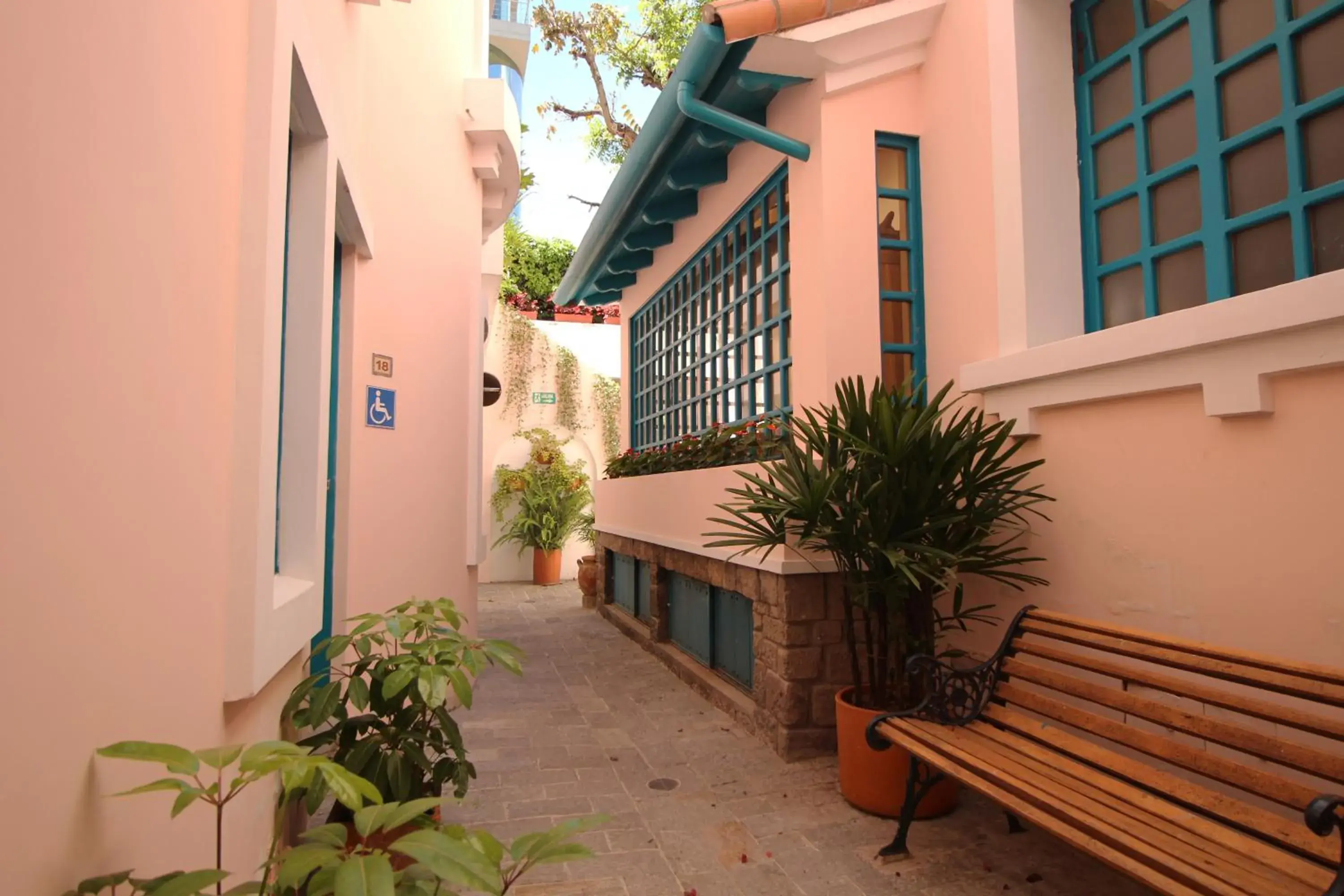 Property building in Hotel Boutique Vieja Cuba Property building in Hotel Boutique Vieja Cuba