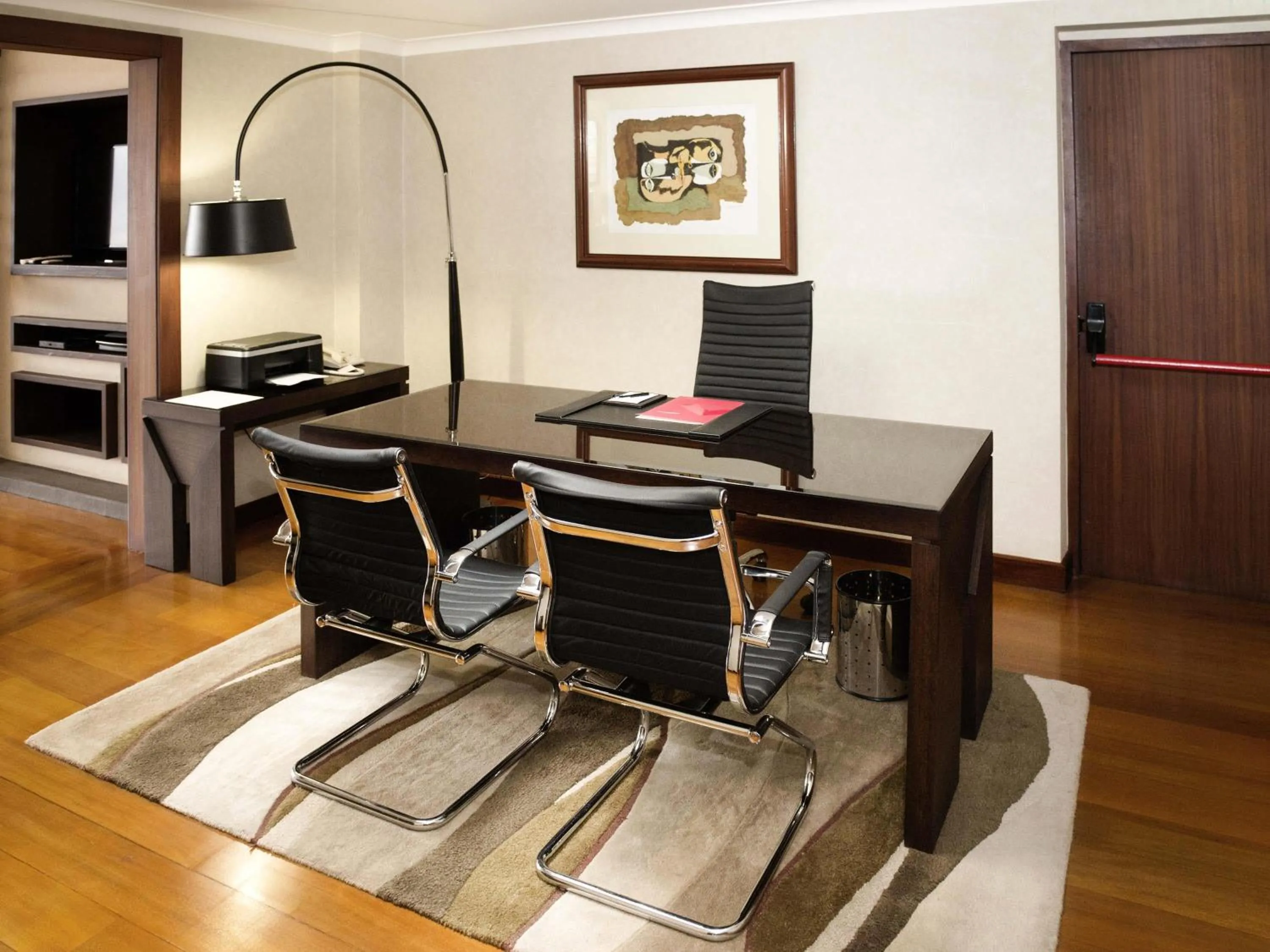 Bedroom in Swissotel Quito