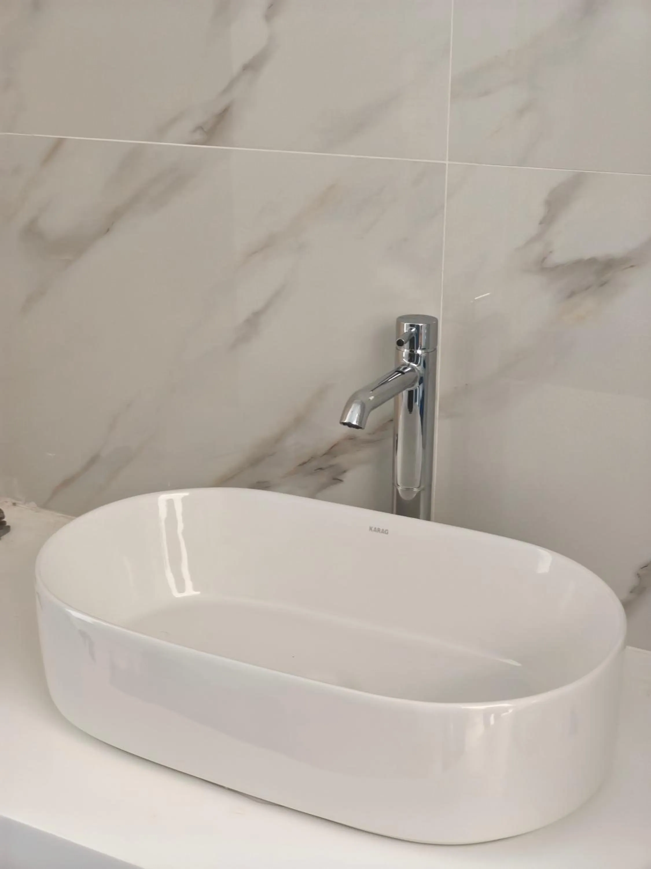 Bathroom in Virginia Hotel