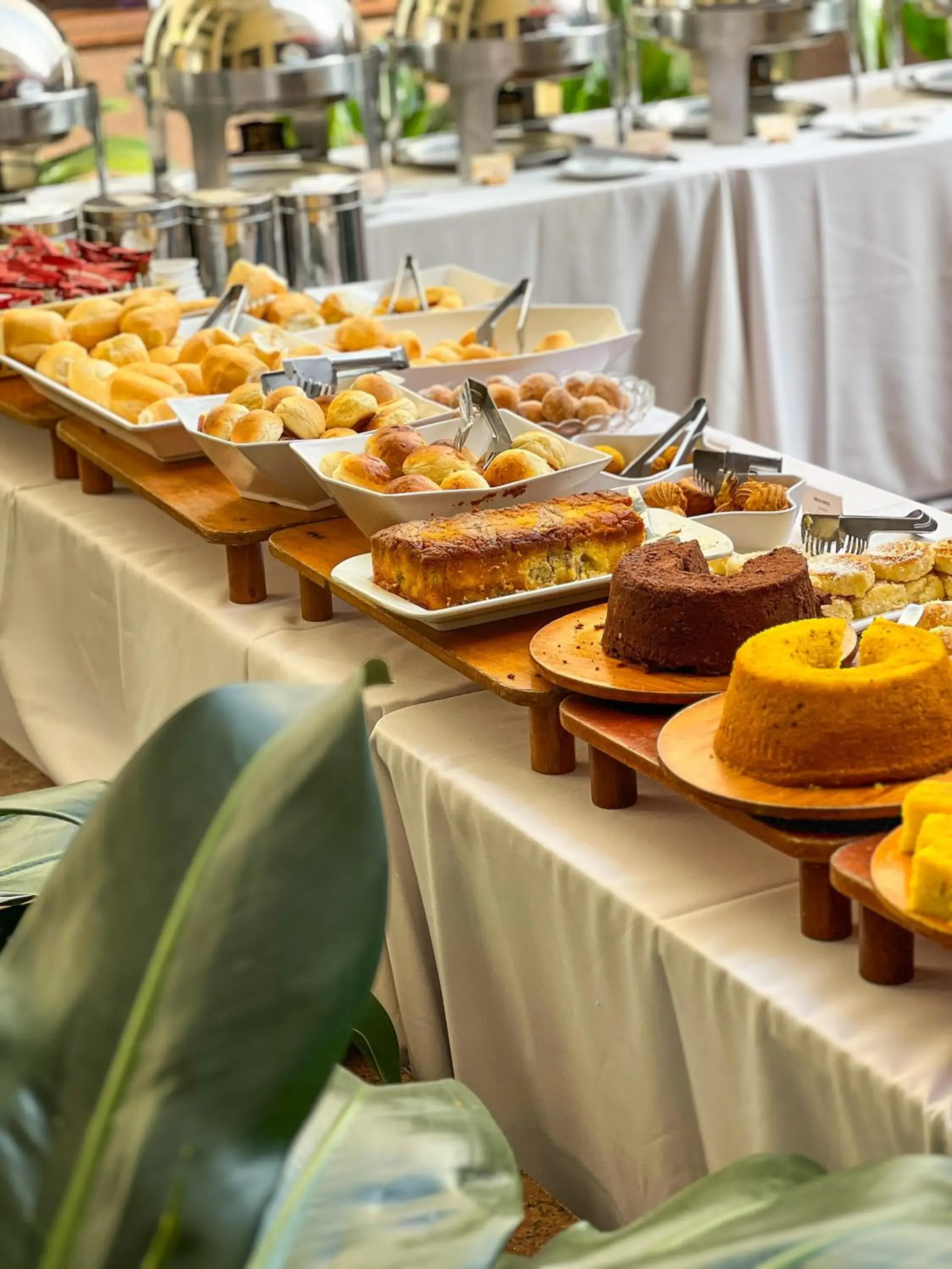 Restaurant/places to eat in Castro's Park Hotel Restaurant/places to eat in Castro's Park Hotel