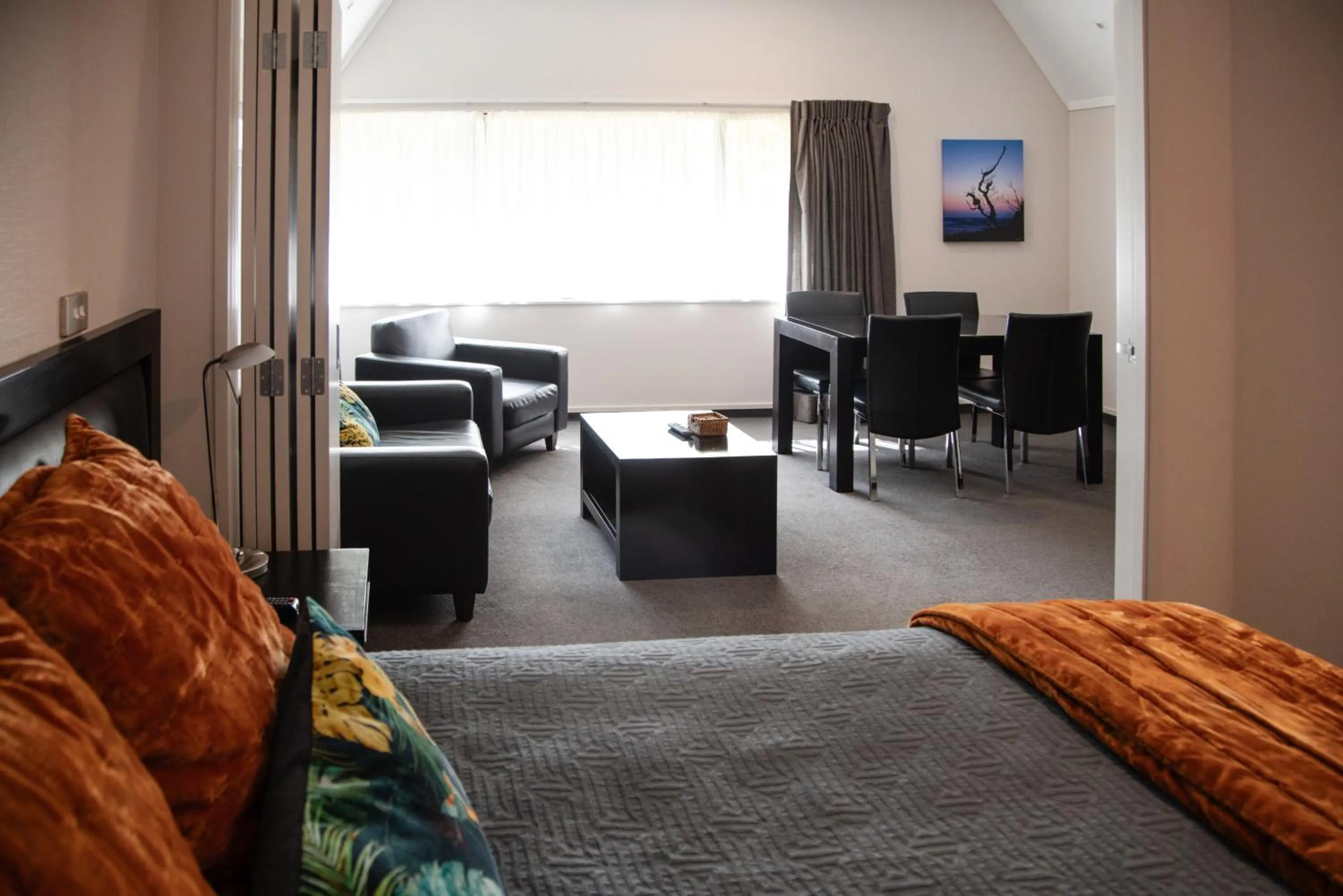 Photo of the whole room in Ascot Park Hotel