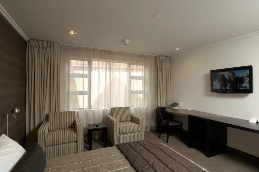 Photo of the whole room in Ascot Park Hotel