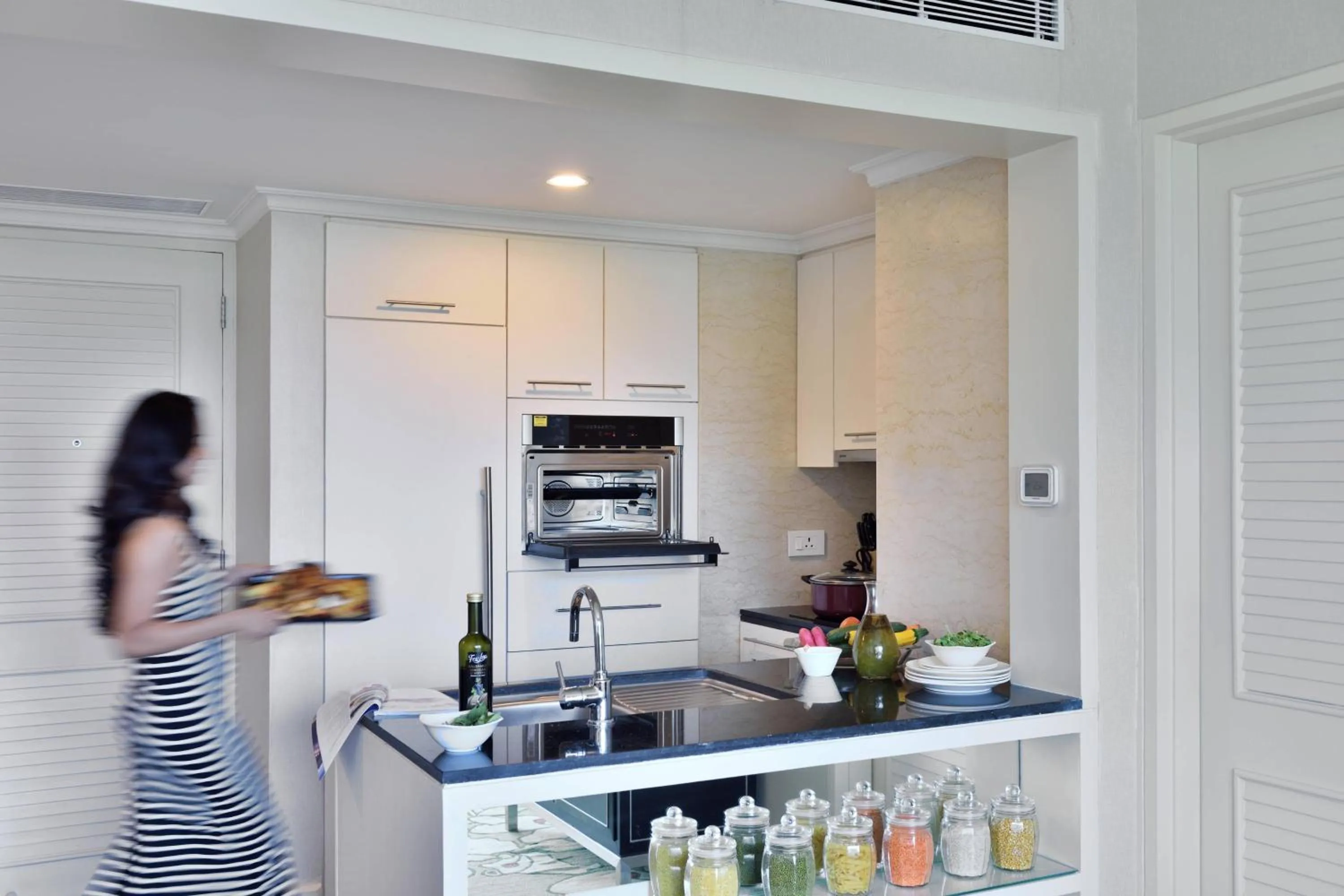 Bedroom in Marriott Executive Apartment - Lakeside Chalet, Mumbai