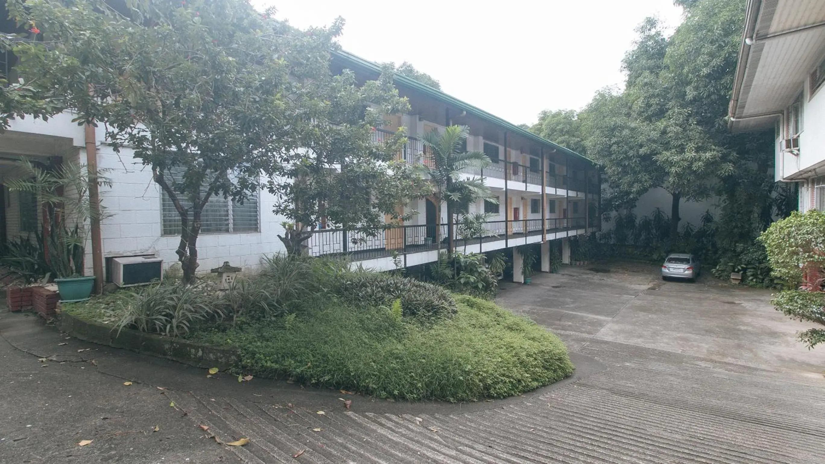 Property building in RedDoorz at Broadway Court Apartelle Quezon City Property building in RedDoorz at Broadway Court Apartelle Quezon City