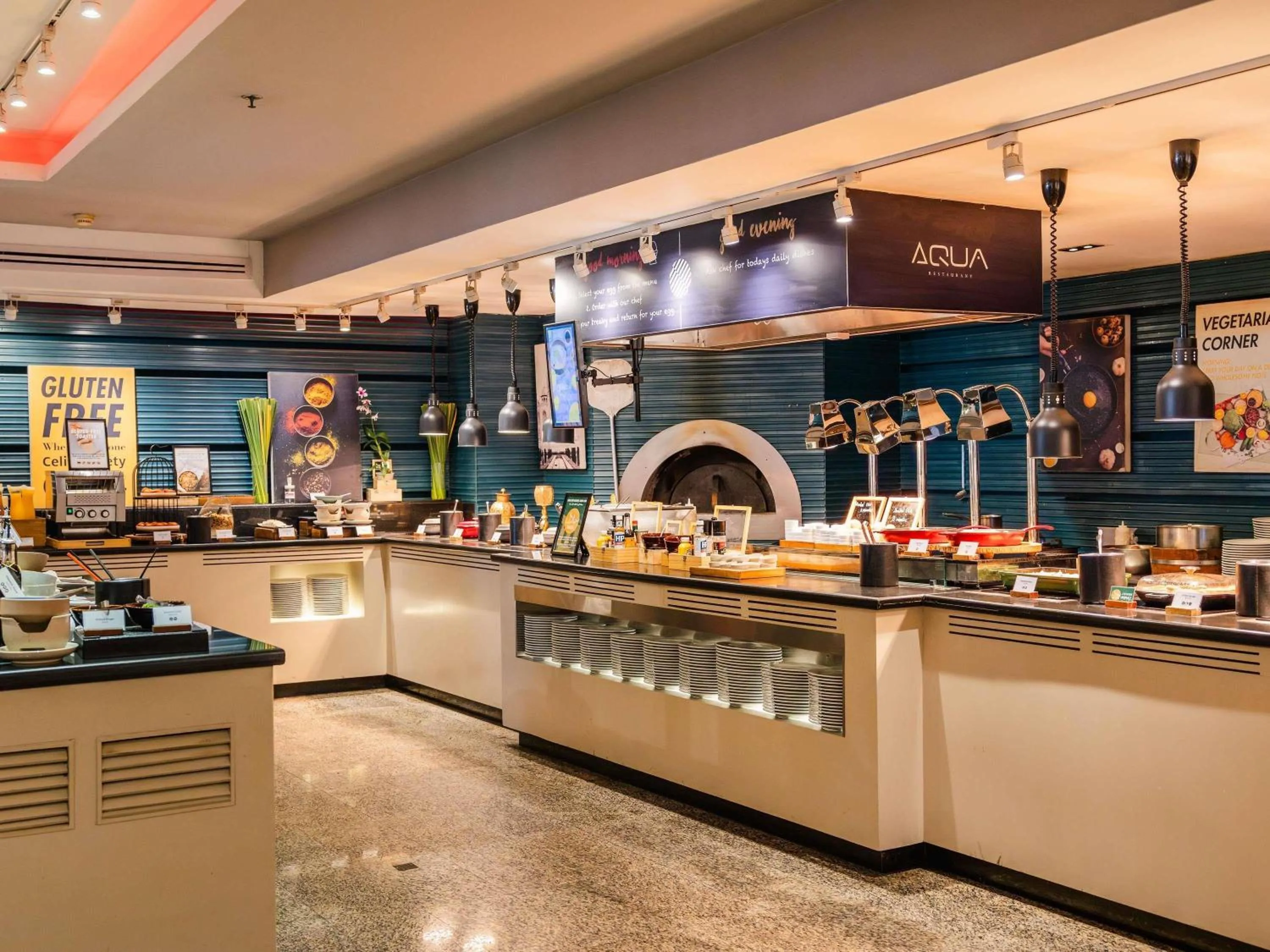 Restaurant/places to eat in Pullman Phuket Panwa Beach Resort