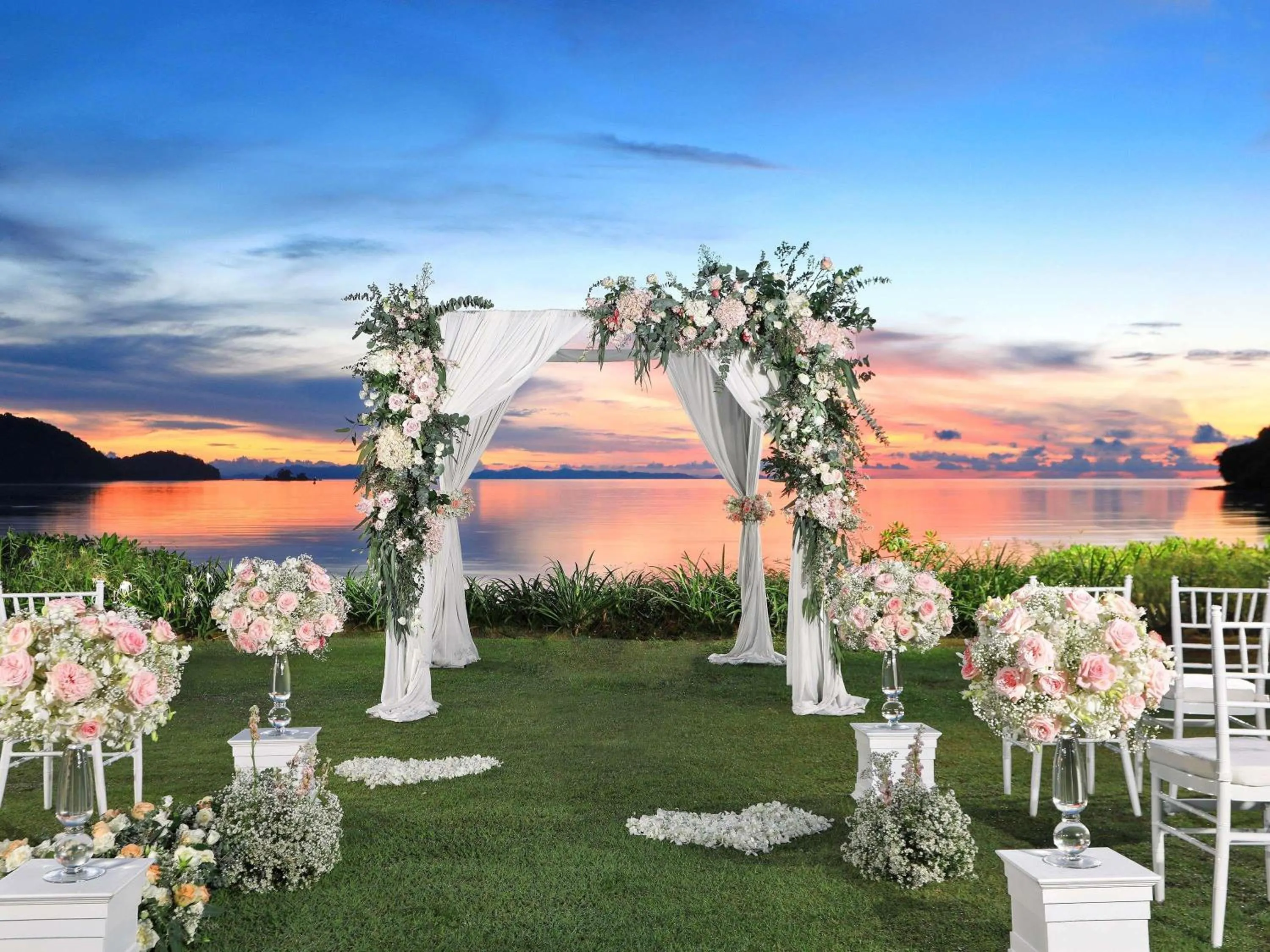 wedding in Pullman Phuket Panwa Beach Resort