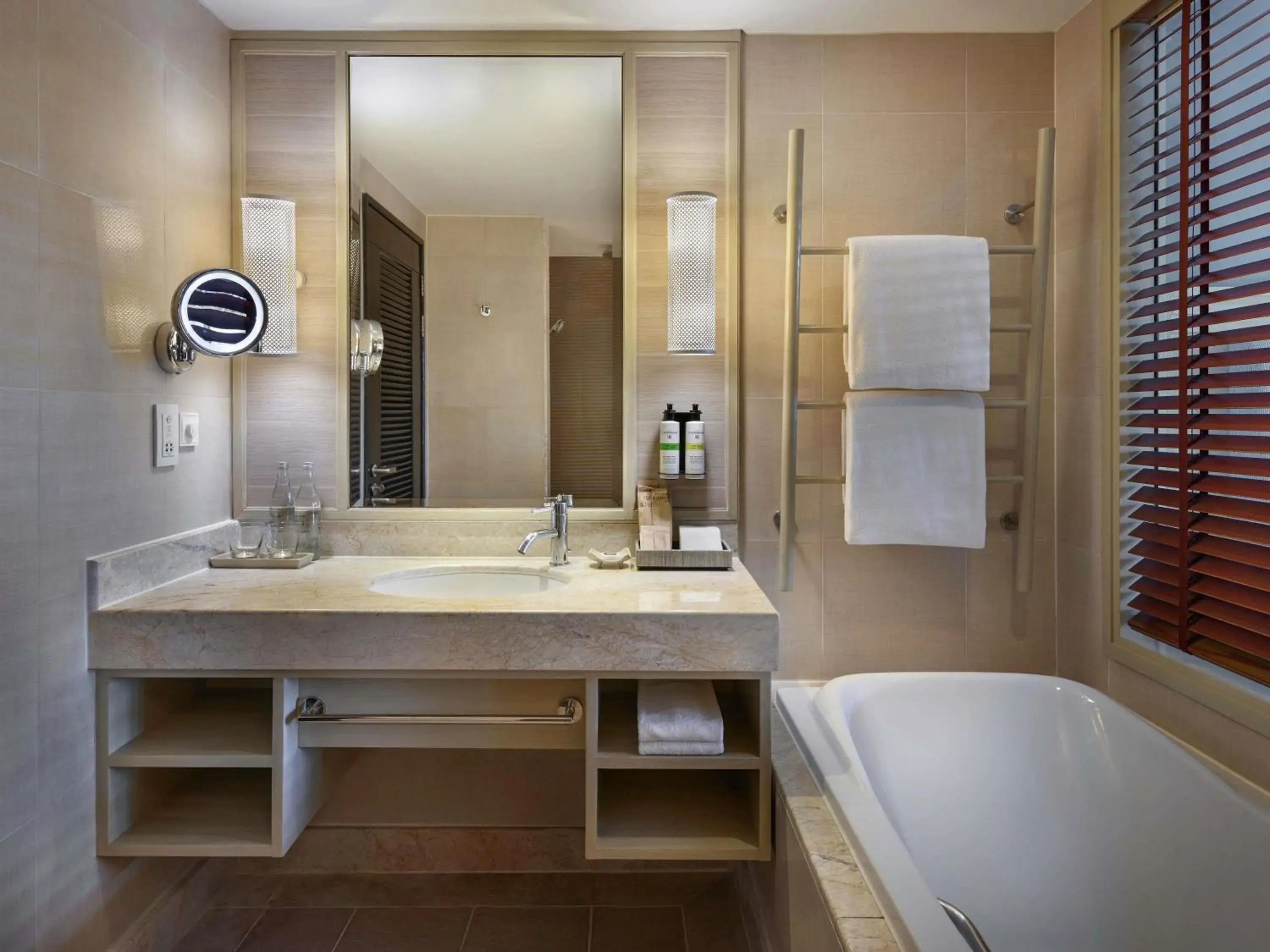 Bedroom, Bed in Pullman Phuket Panwa Beach Resort Bedroom, Bed in Pullman Phuket Panwa Beach Resort