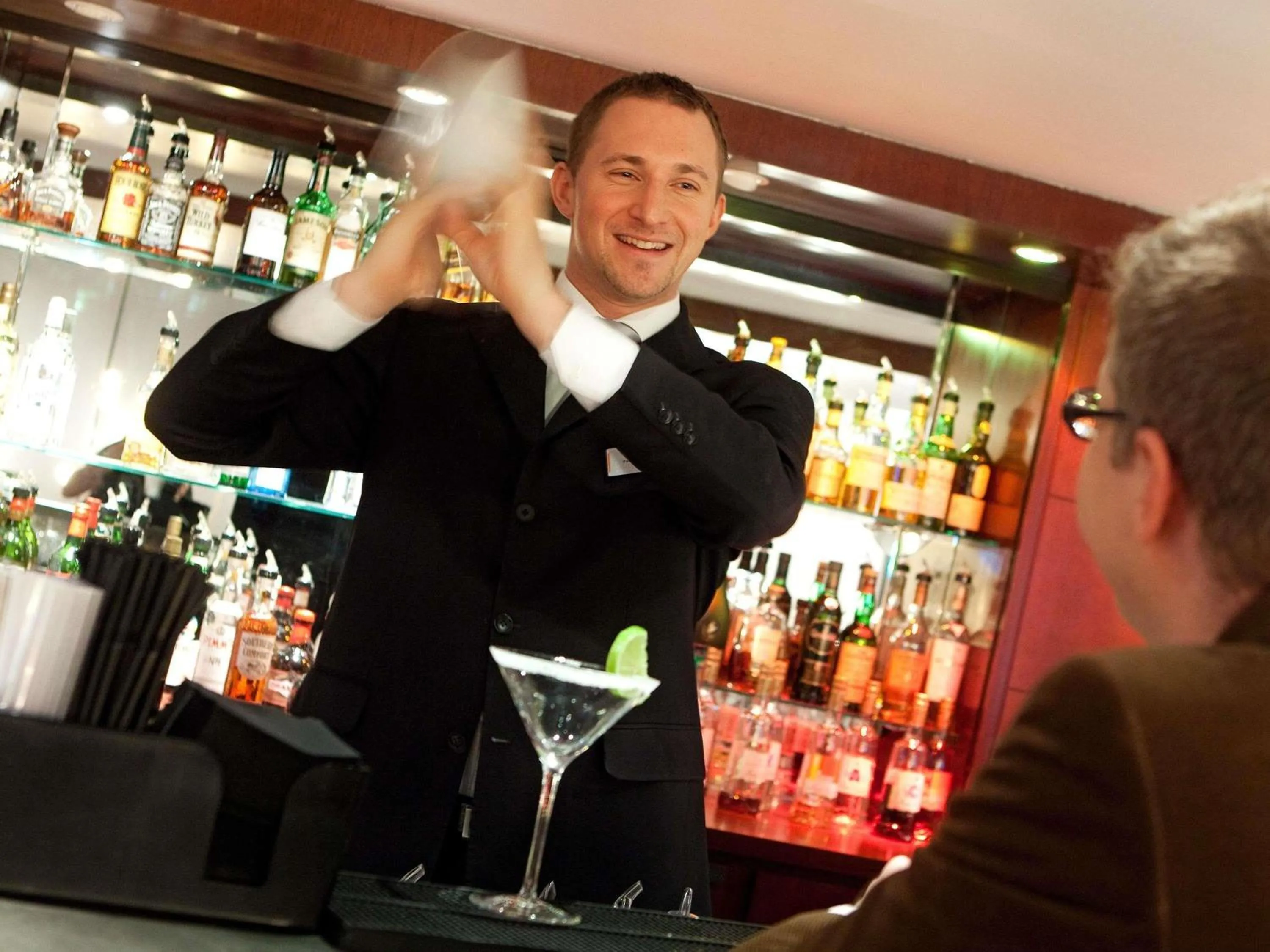 Lounge or bar in Pullman Phuket Panwa Beach Resort