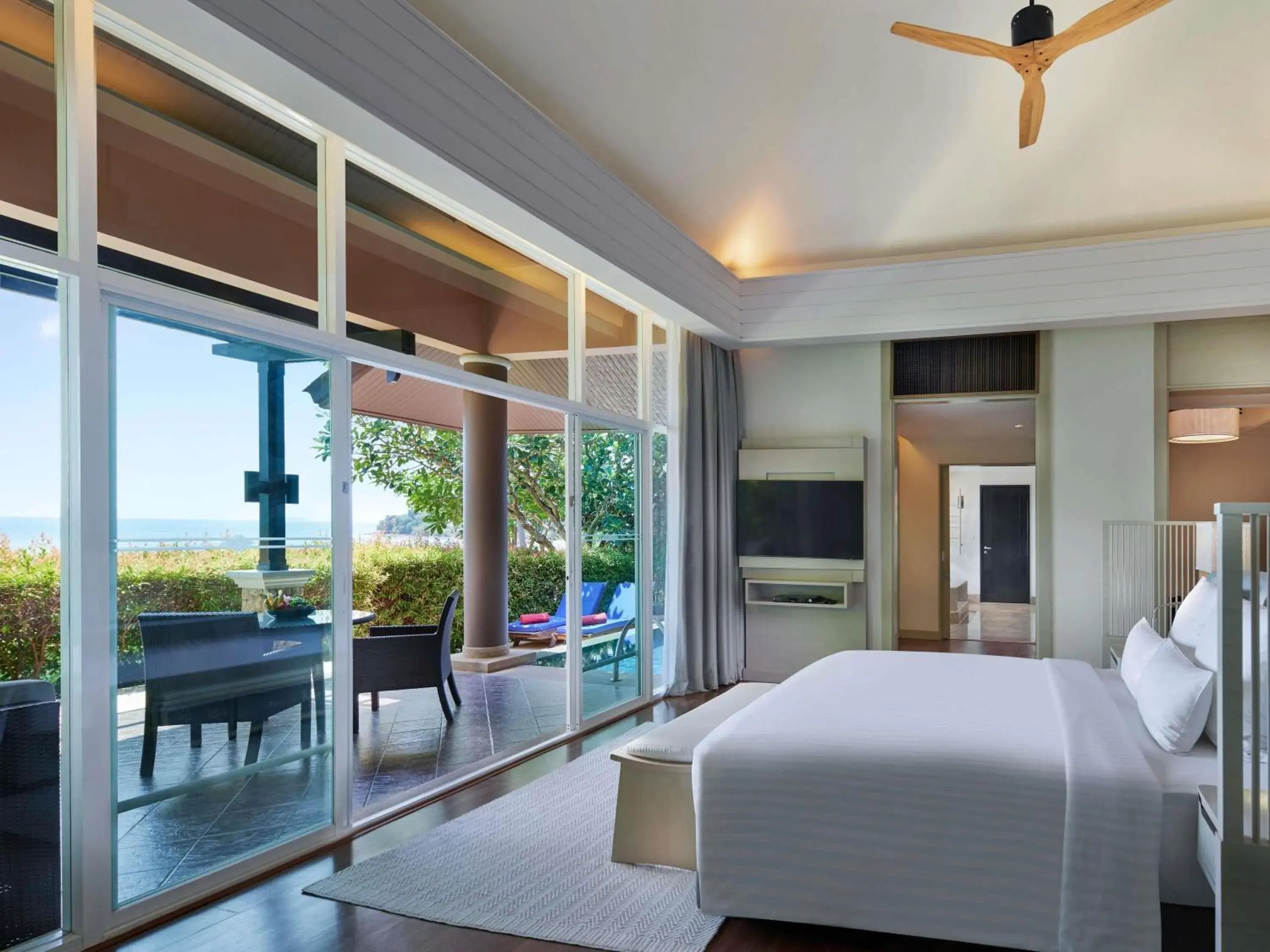 Bedroom, Bed in Pullman Phuket Panwa Beach Resort Bedroom, Bed in Pullman Phuket Panwa Beach Resort