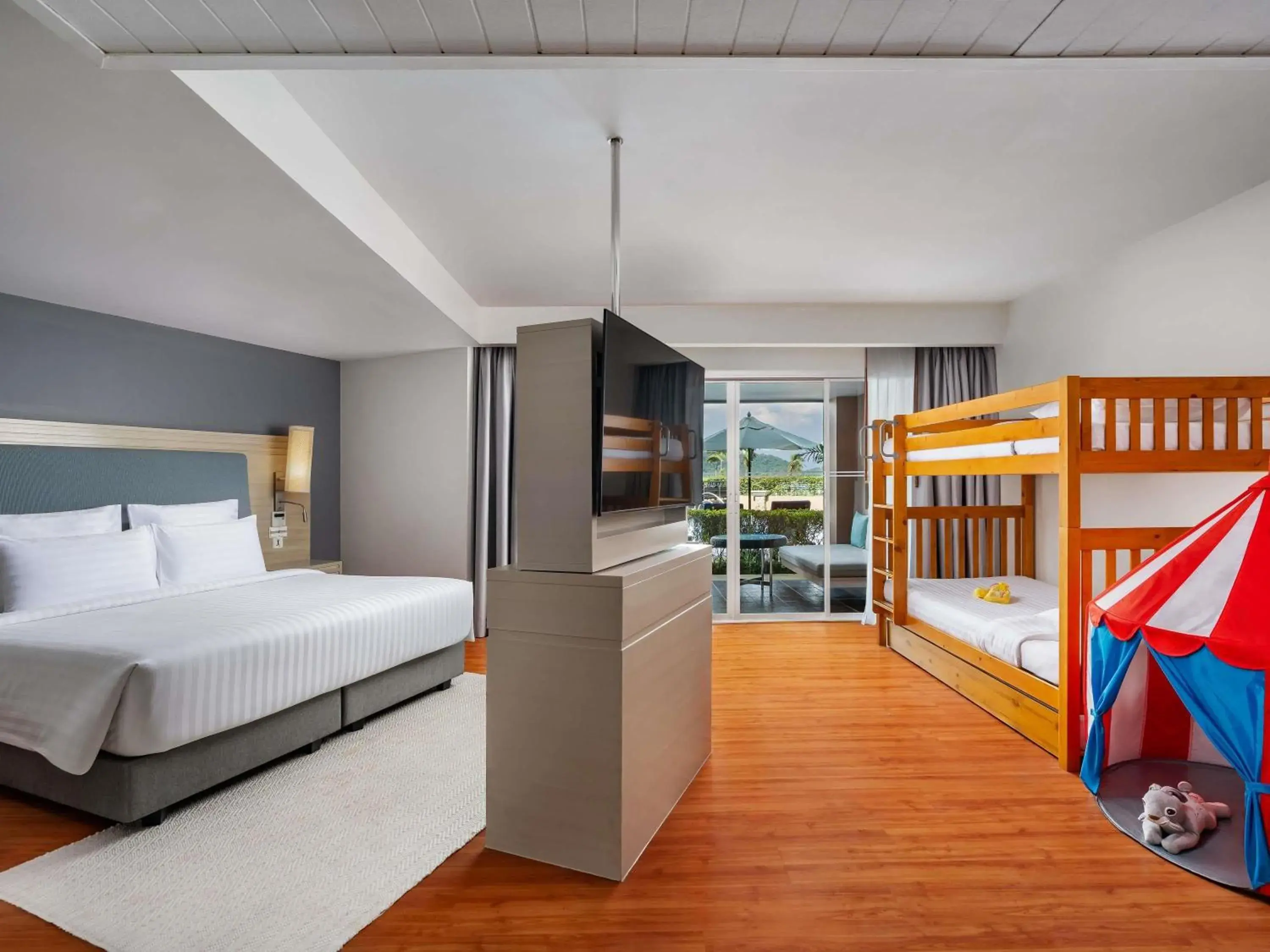 Bedroom, Bed in Pullman Phuket Panwa Beach Resort Bedroom, Bed in Pullman Phuket Panwa Beach Resort