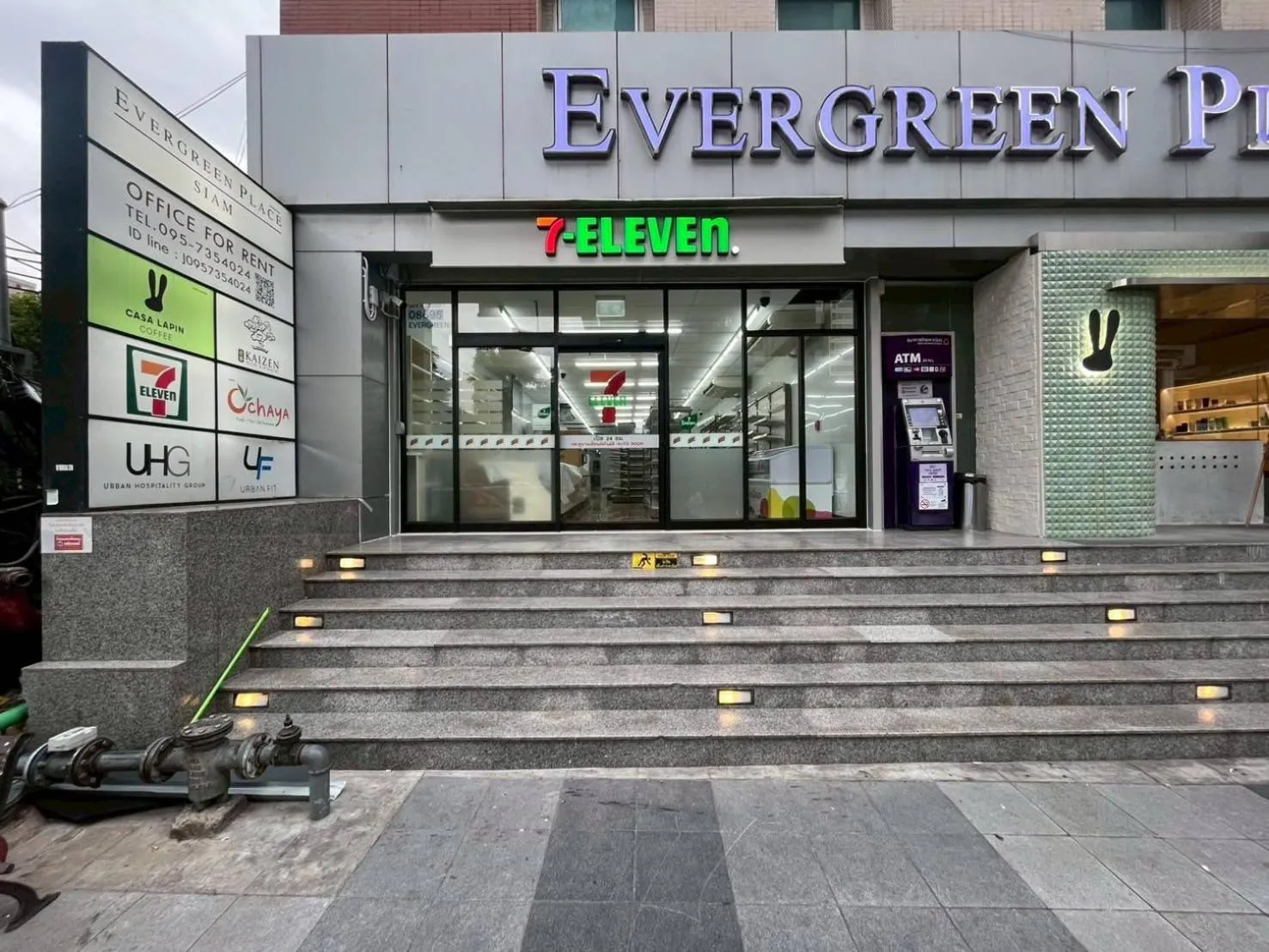 Shopping Area in Evergreen Place Siam by UHG