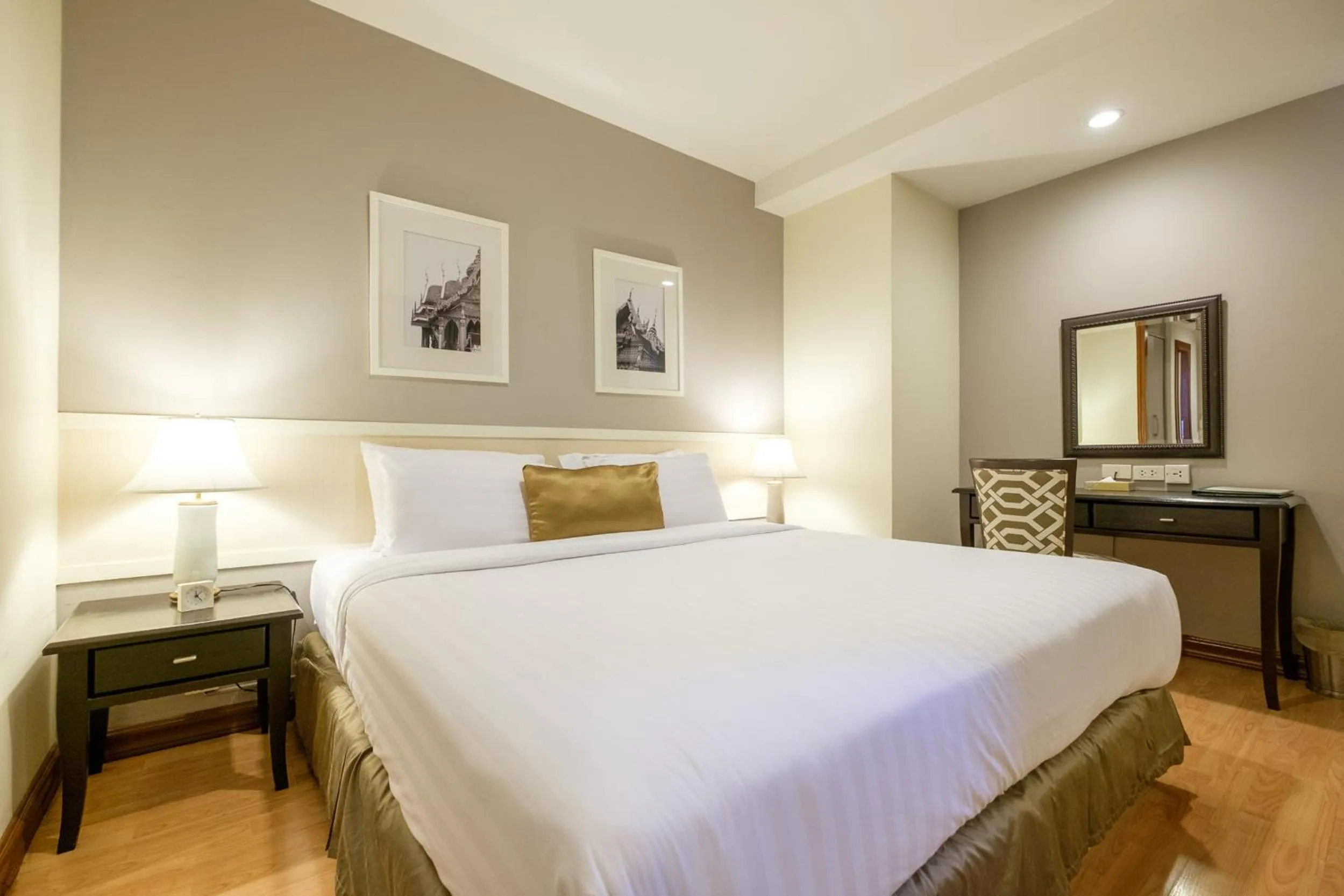 Bathroom, Bed in Evergreen Place Siam by UHG