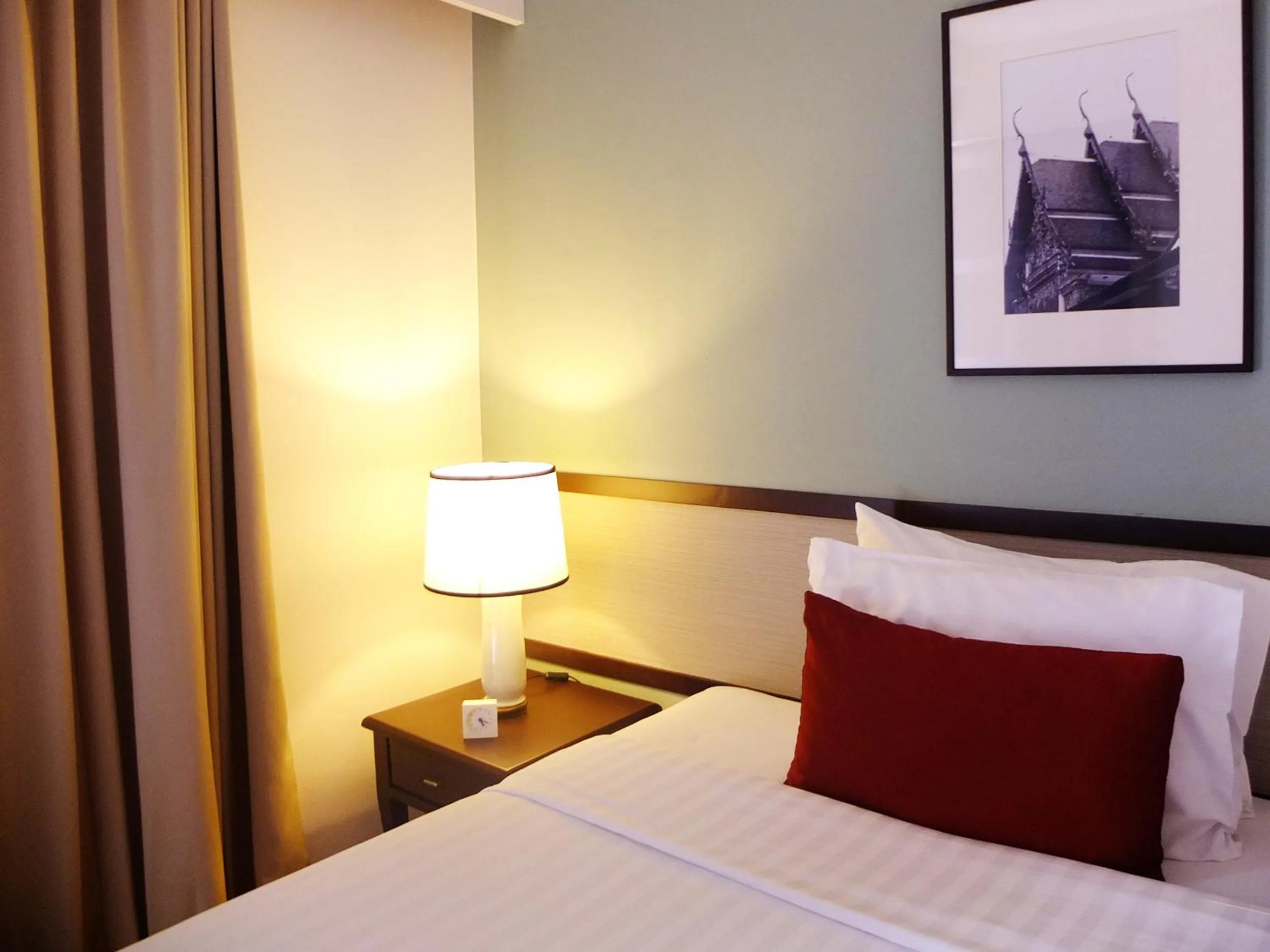 Bedroom, Bed in Evergreen Place Siam by UHG