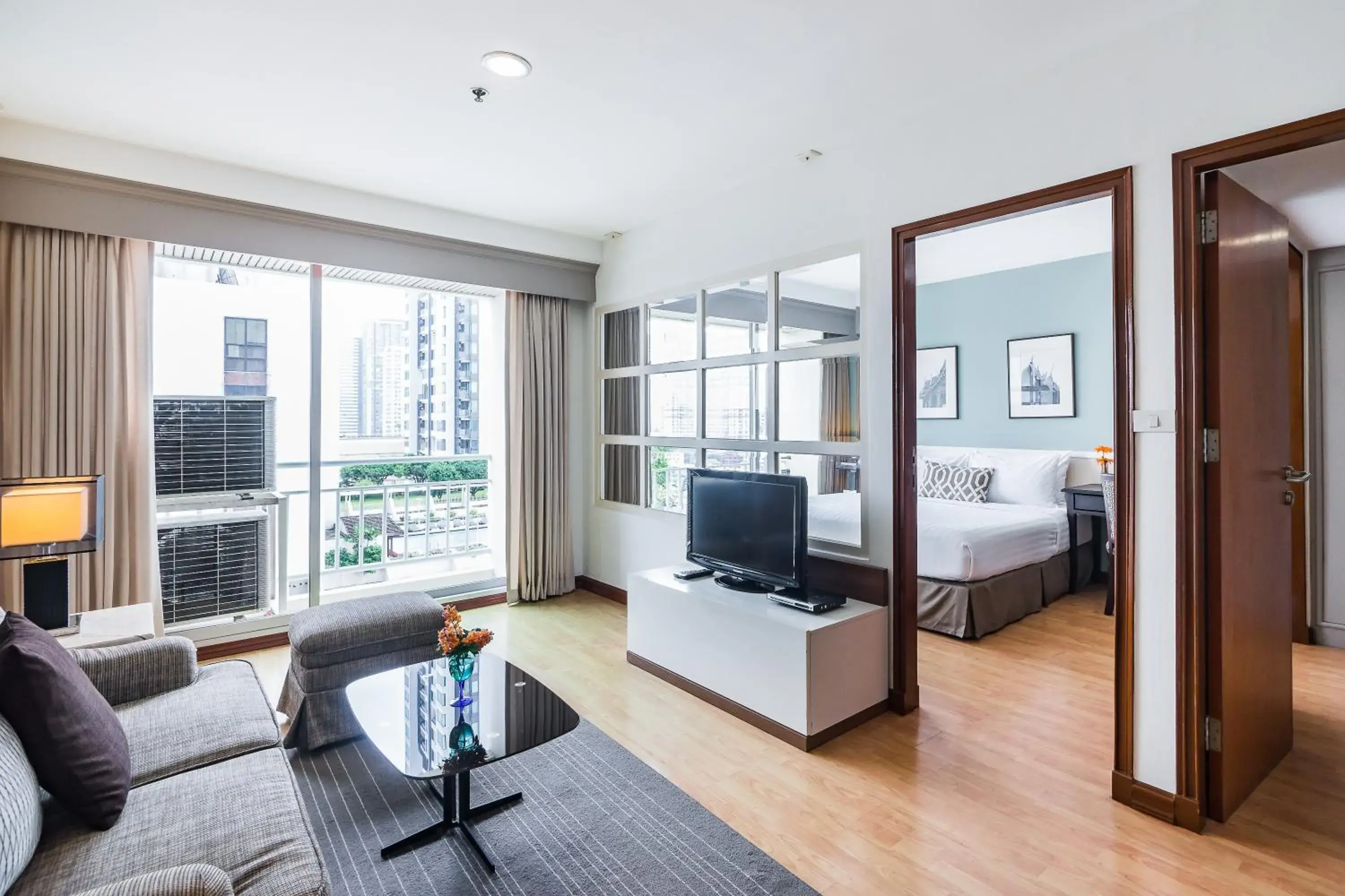 Living room, Bed in Evergreen Place Siam by UHG Living room, Bed in Evergreen Place Siam by UHG