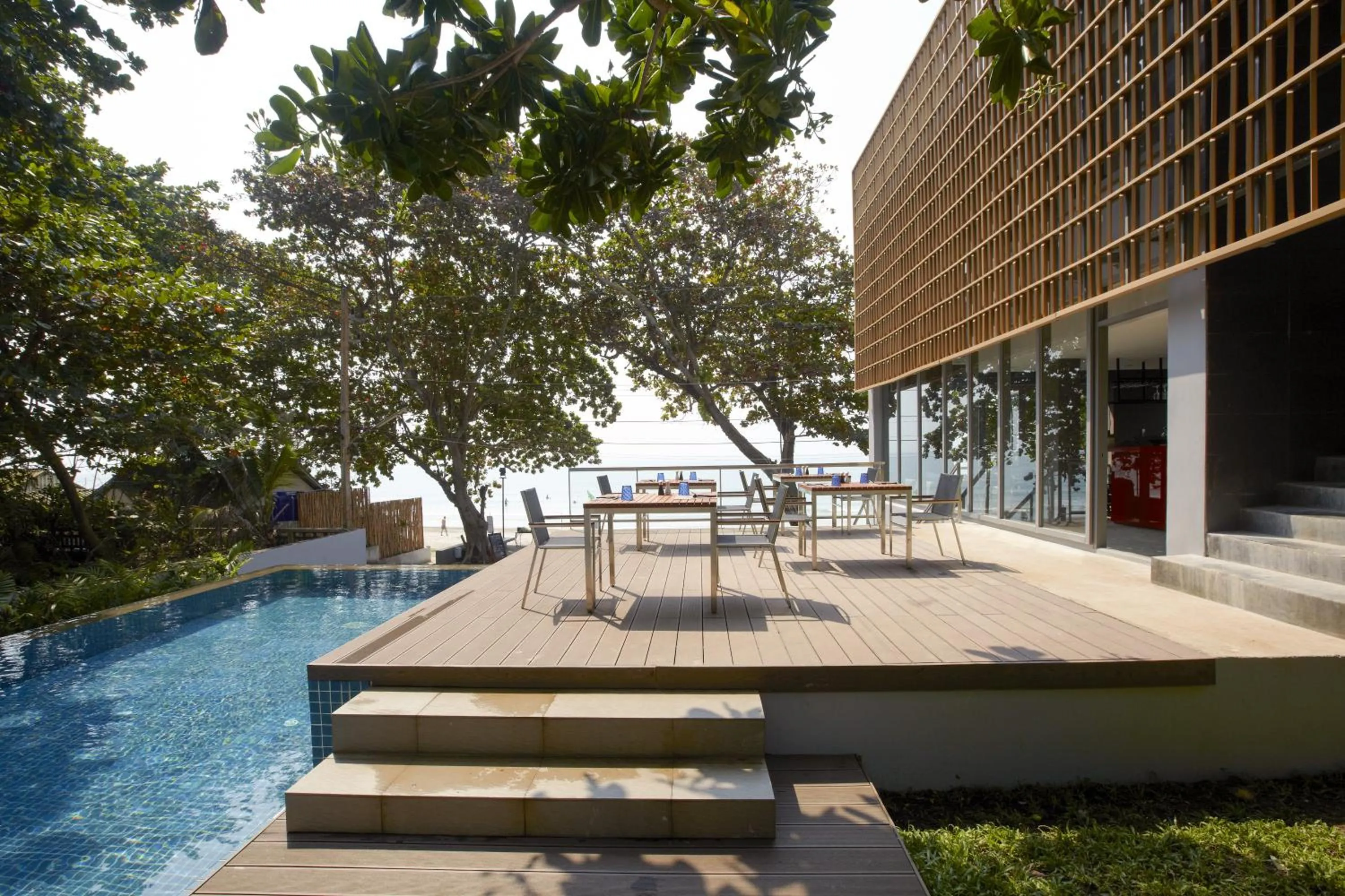 Restaurant/places to eat in Q Resort Rayong