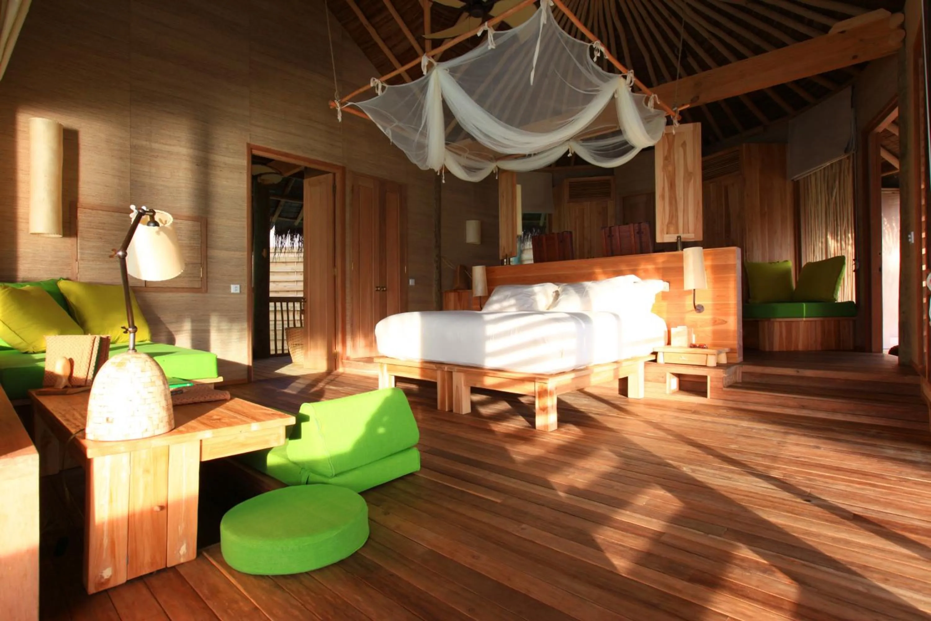 Bed in Six Senses Laamu