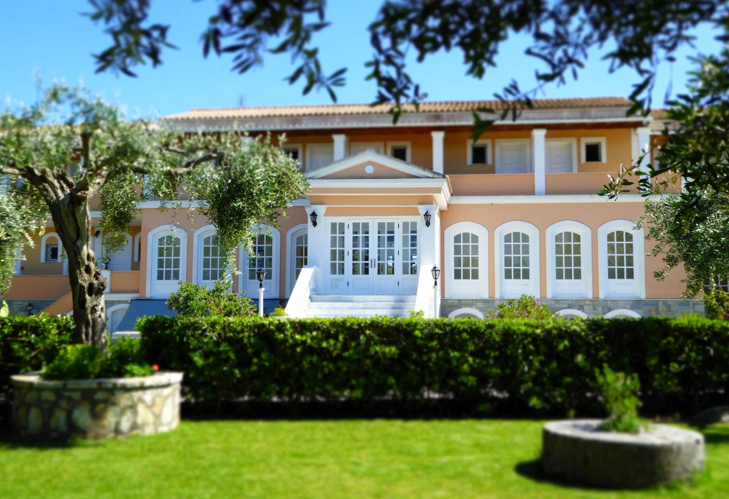 Facade/entrance in Nefeli Hotel