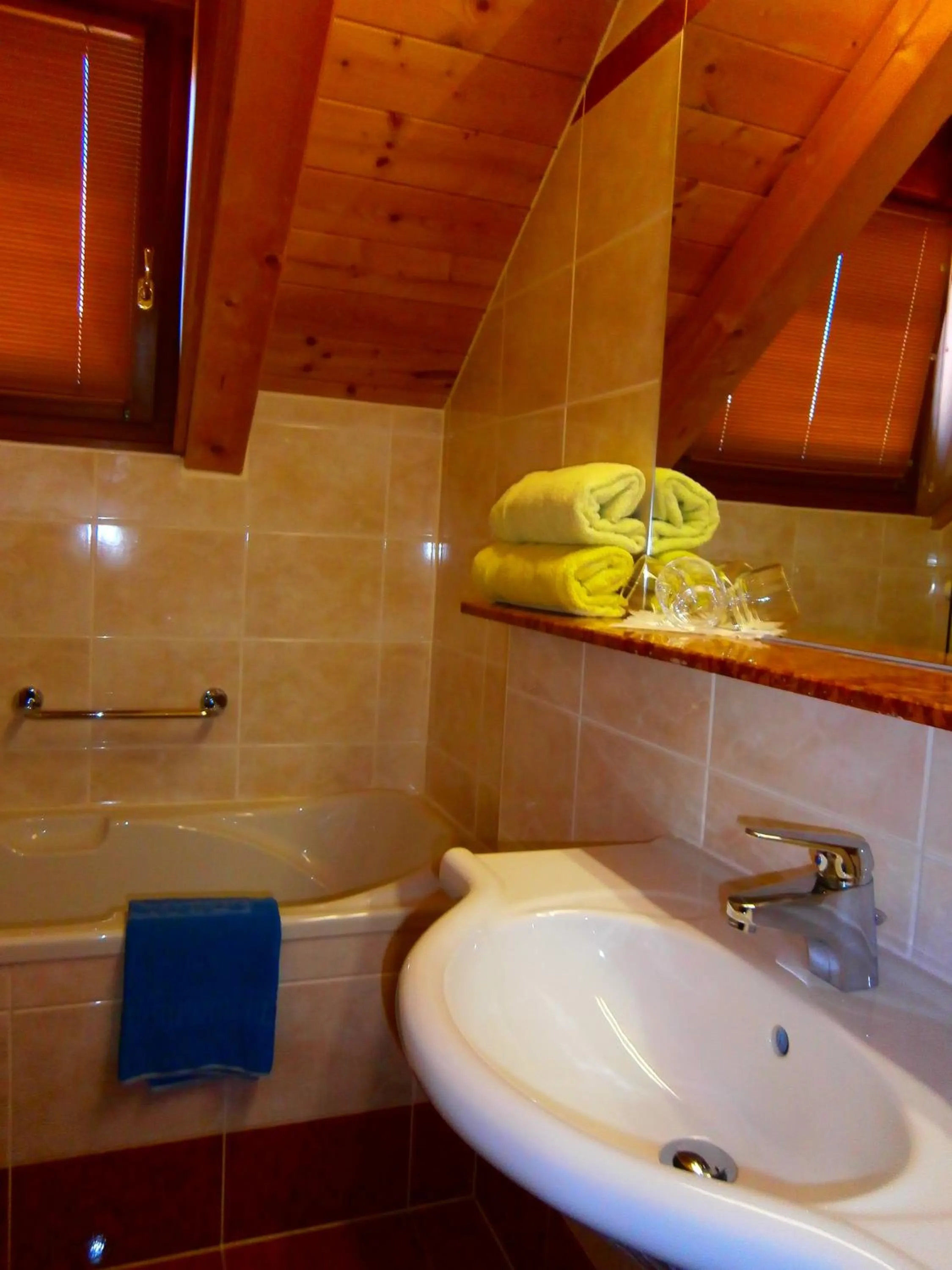 Bathroom in Das Kaltschmid - Familotel Tirol