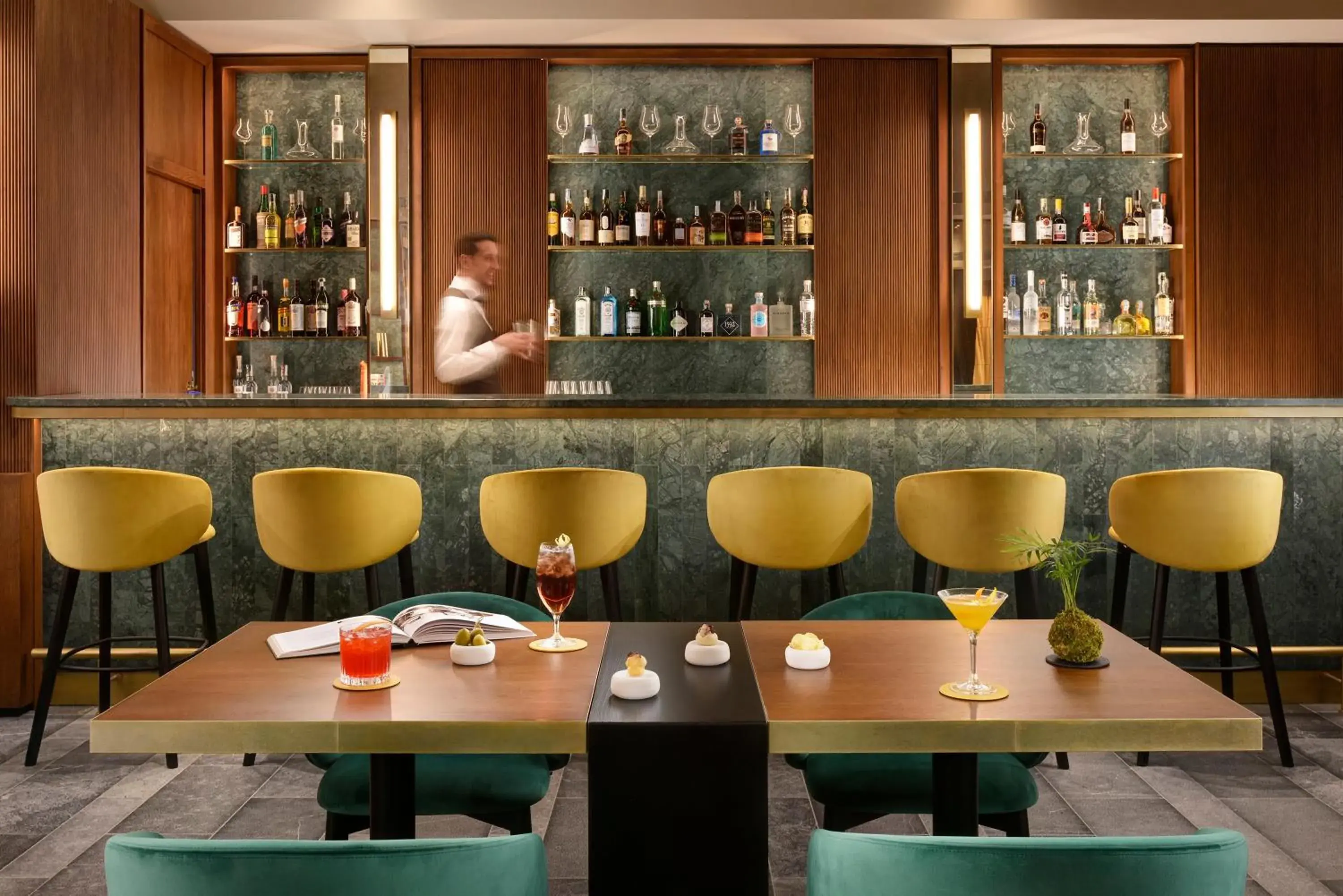 Restaurant/places to eat in Floren Hotel Restaurant/places to eat in Floren Hotel
