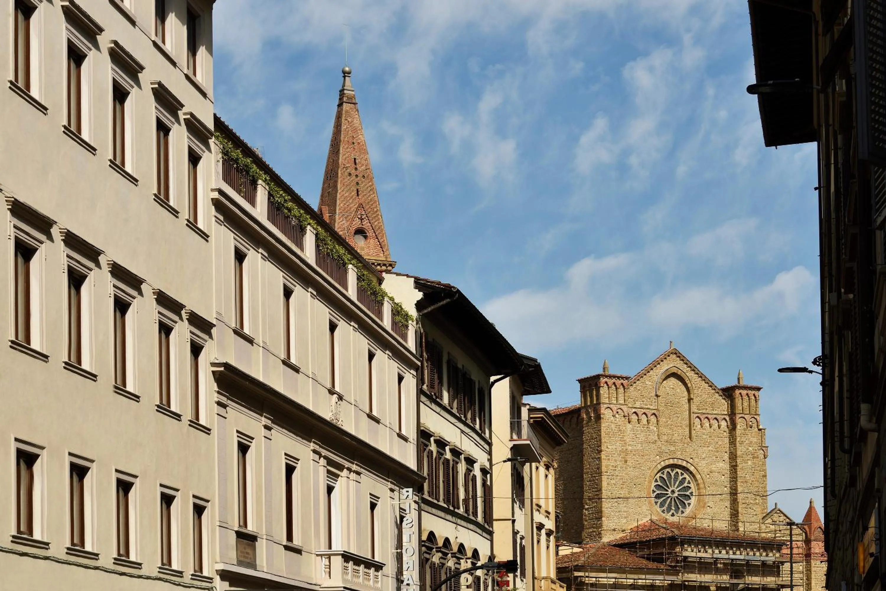 Property building in Floren Hotel