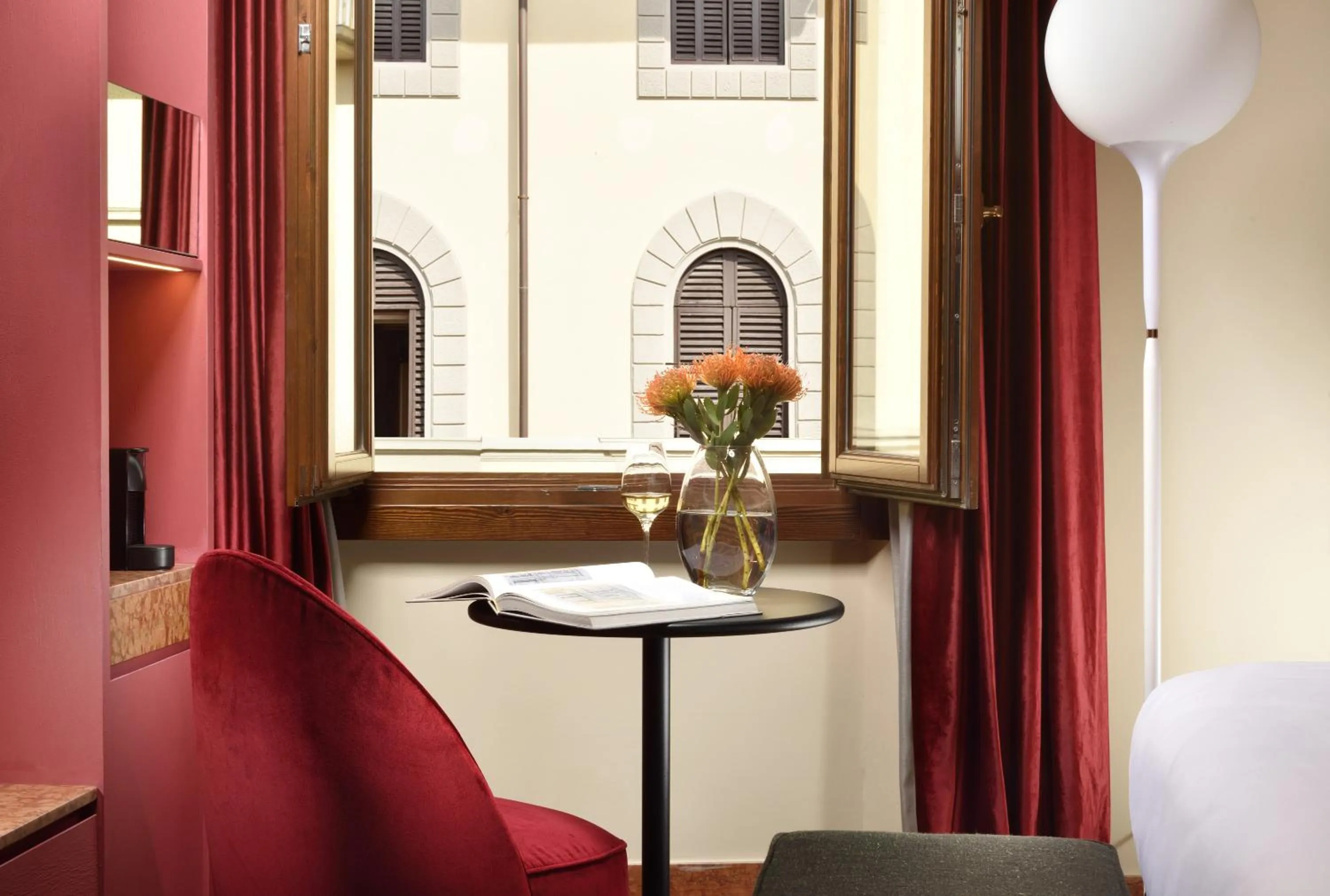 Decorative detail in Floren Hotel