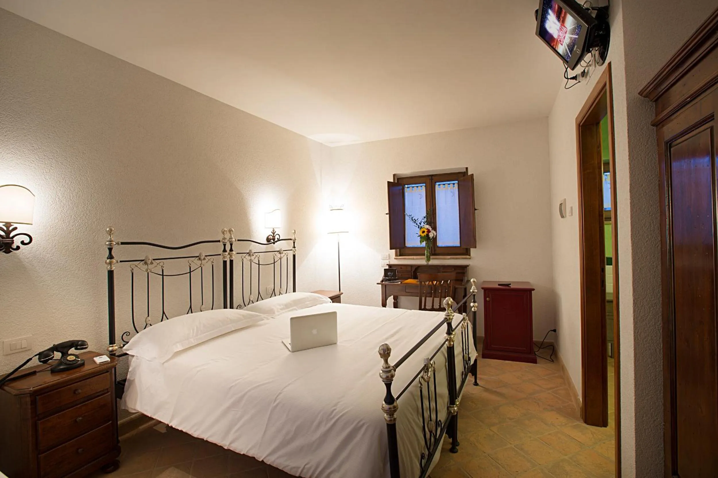 Photo of the whole room, Bed in Agriturismo Il Sapore Della Luna