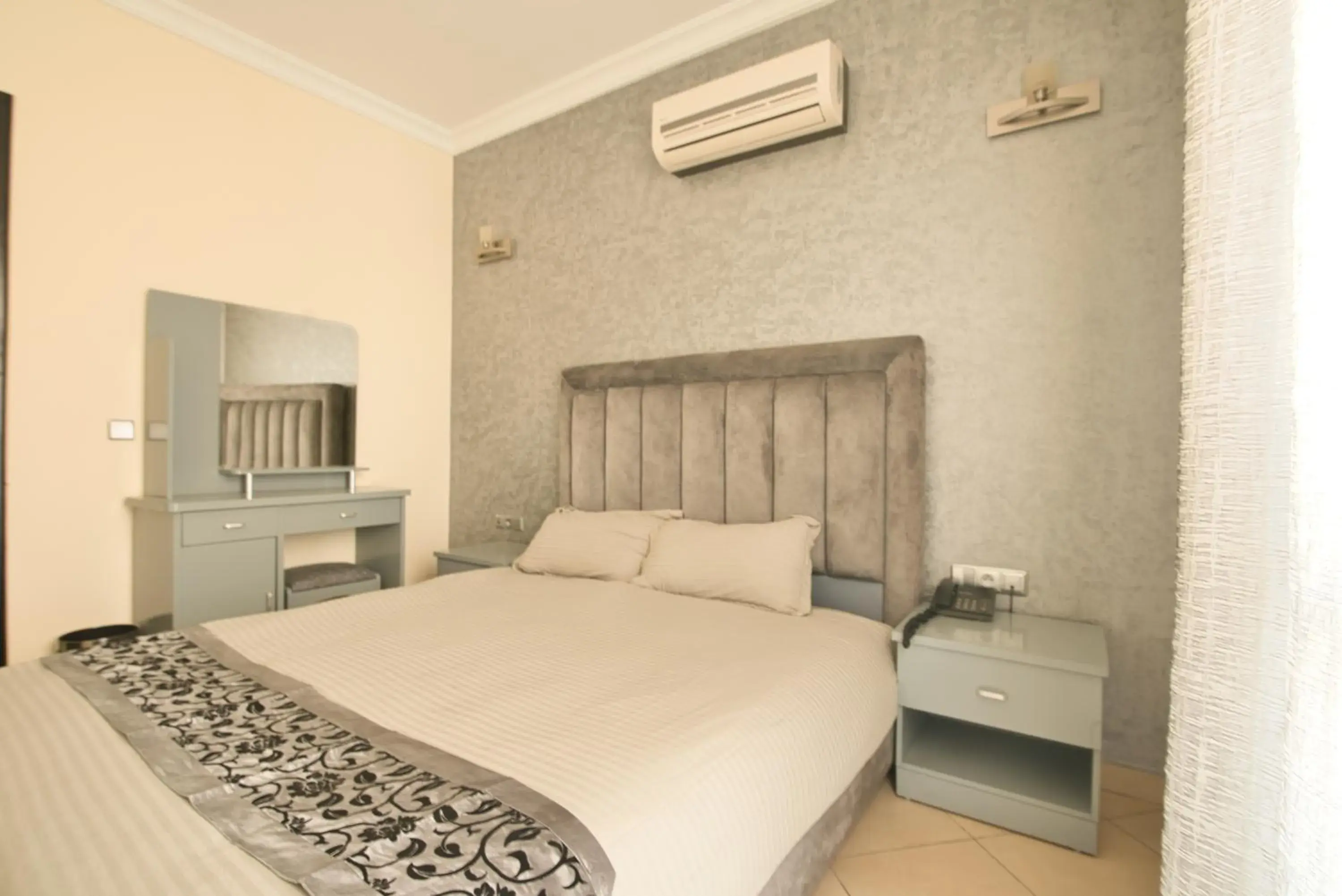 Bedroom, Bed in Appart Hôtel Founty Beach Bedroom, Bed in Appart Hôtel Founty Beach