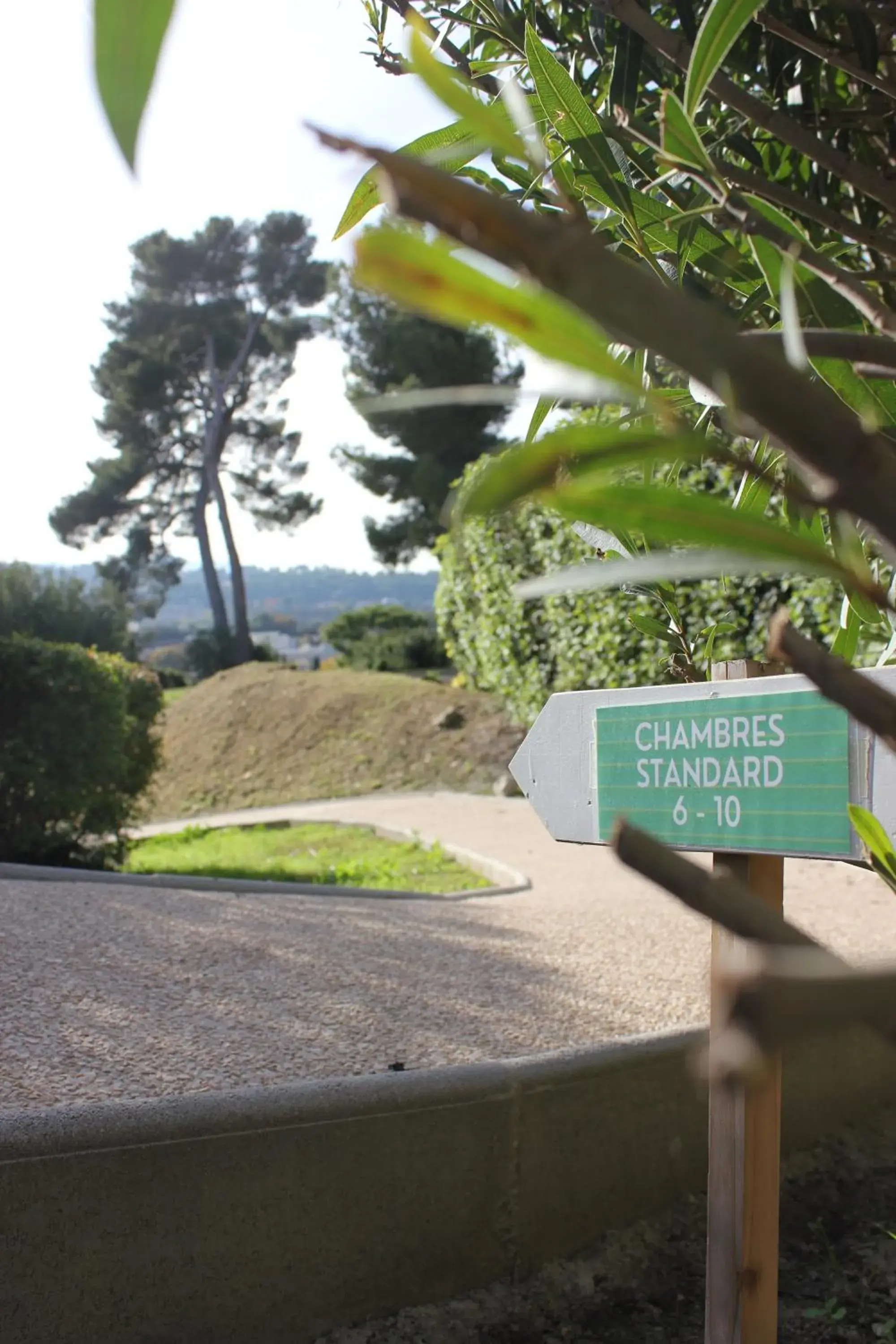 Standard Double Room in The Originals City, Hôtel Côté Sud, Marseille Est Standard Double Room in The Originals City, Hôtel Côté Sud, Marseille Est