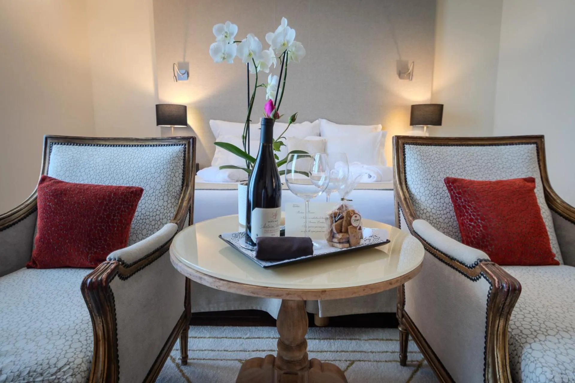 Bedroom in Hôtel Demeure Loredana