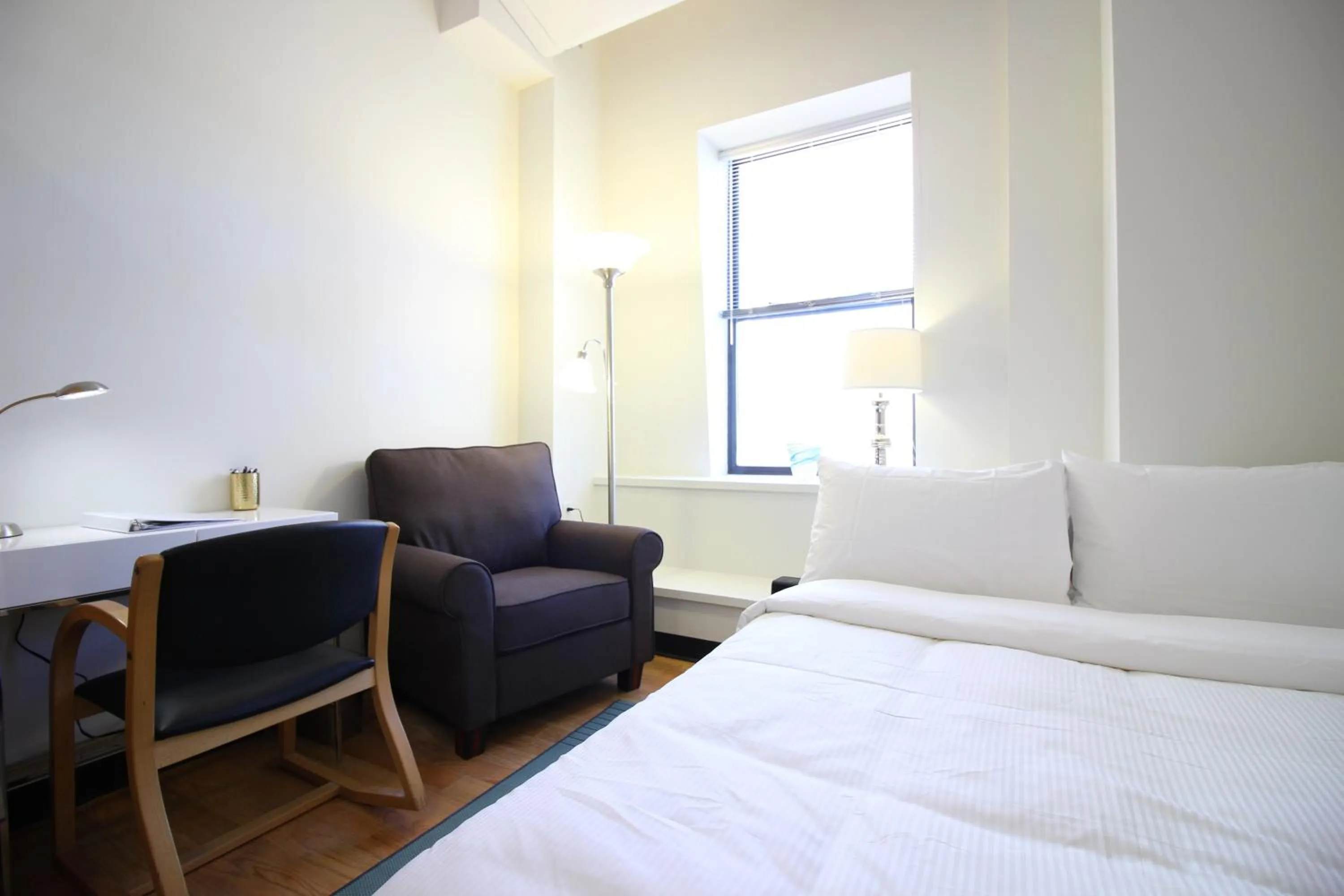 Bed in Temple Place Suites