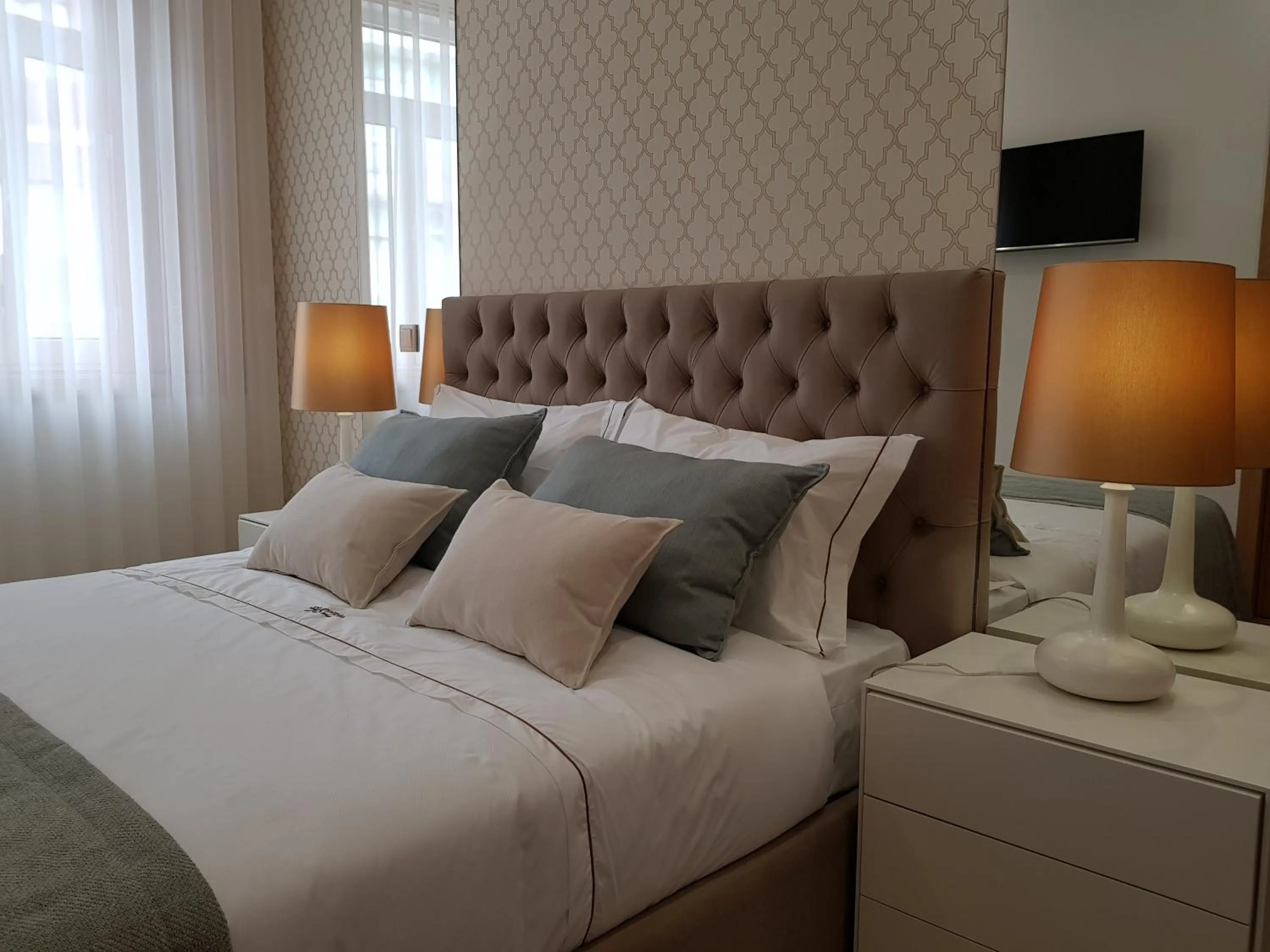 Photo of the whole room, Bed in 22 Oporto Guesthouse