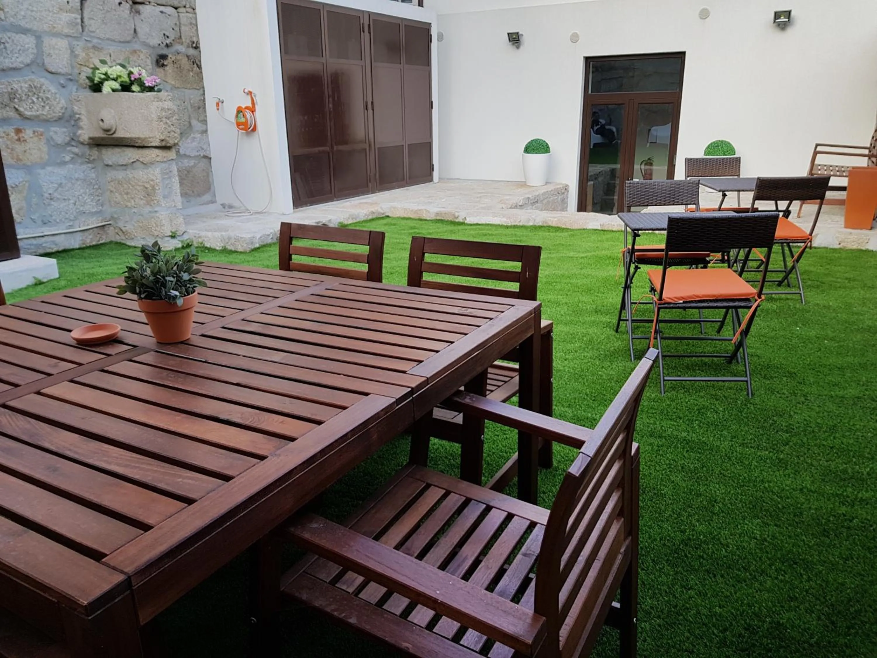 Garden in 22 Oporto Guesthouse