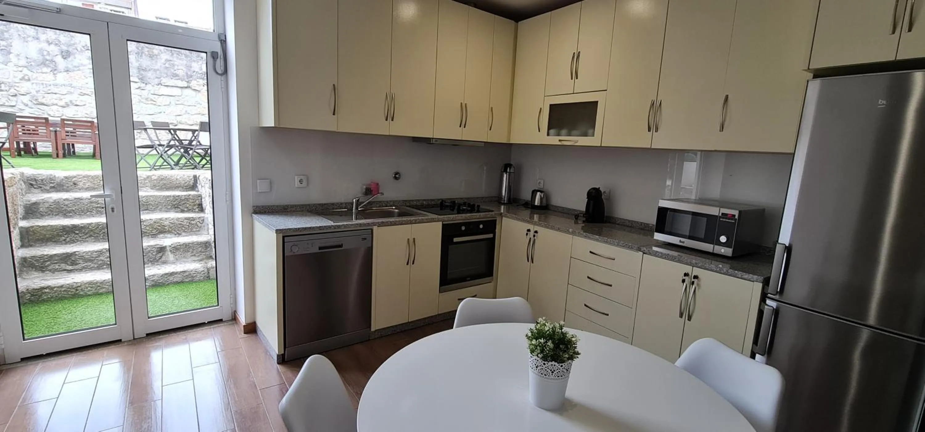22 Oporto Guesthouse