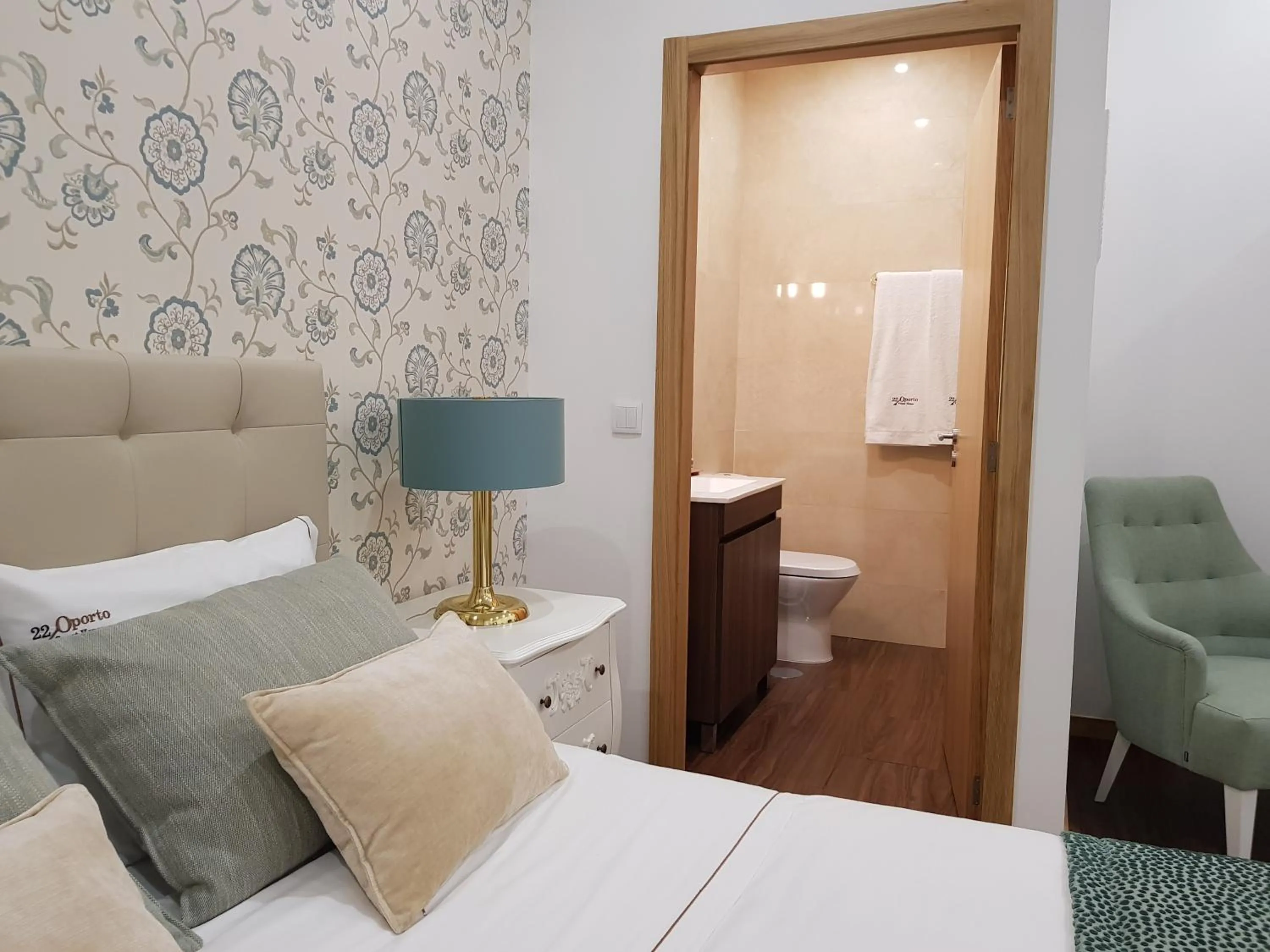 Bed in 22 Oporto Guesthouse