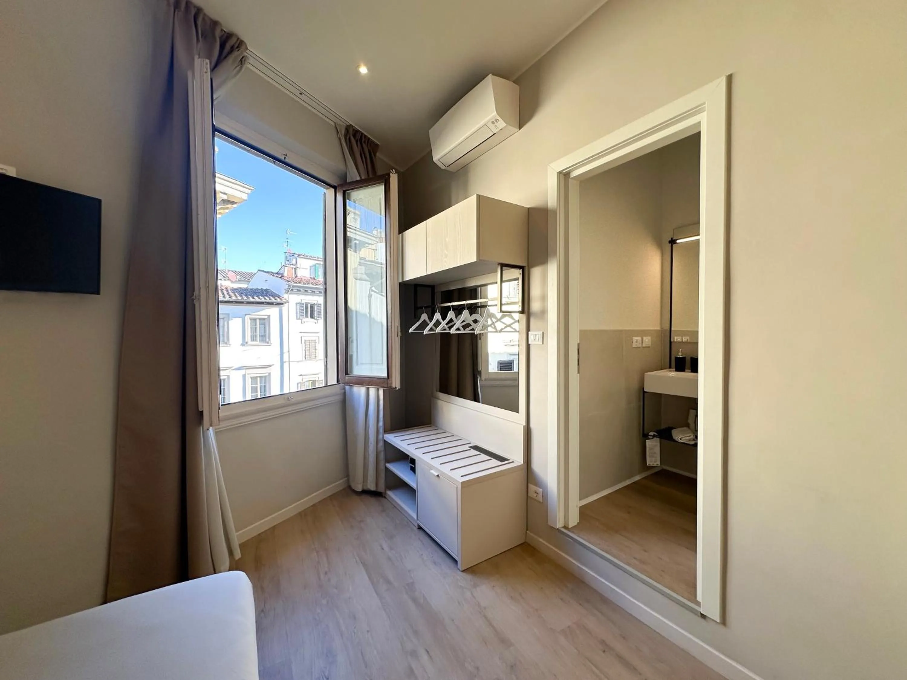 Bed in Hotel Giappone