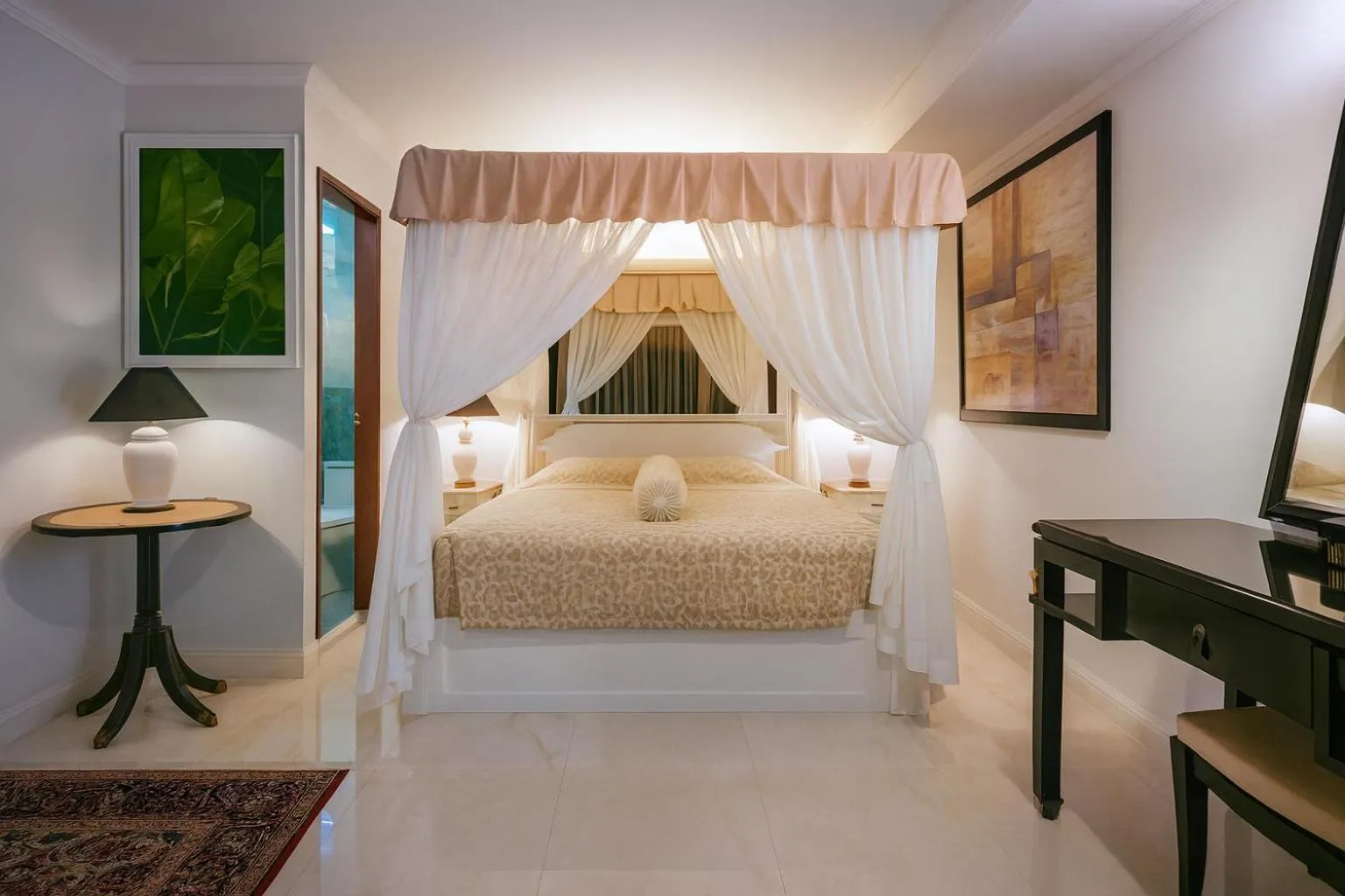 Bed in Orchid Hotel and Spa Kalim Bay